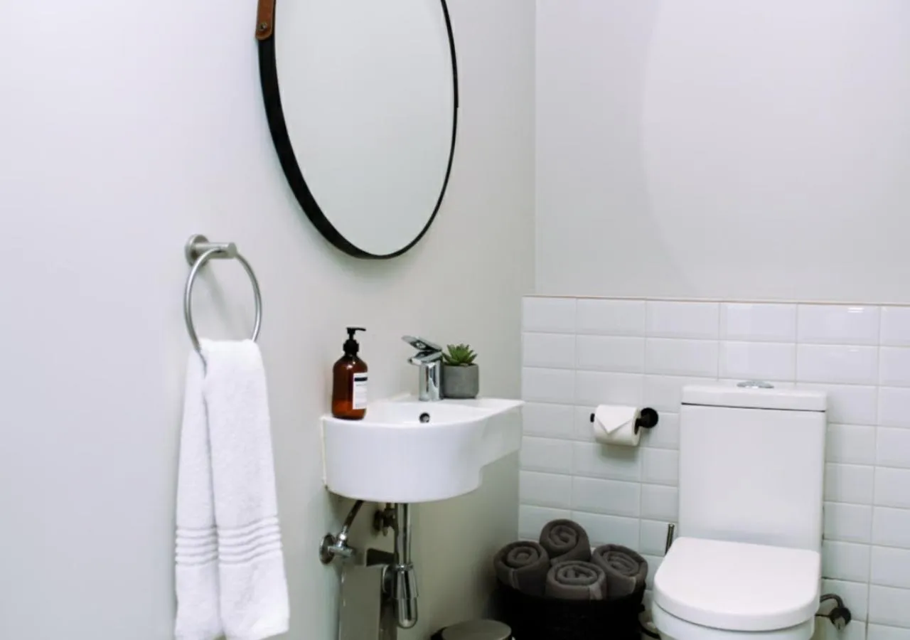 Toilet in The Max Hotel Sandton