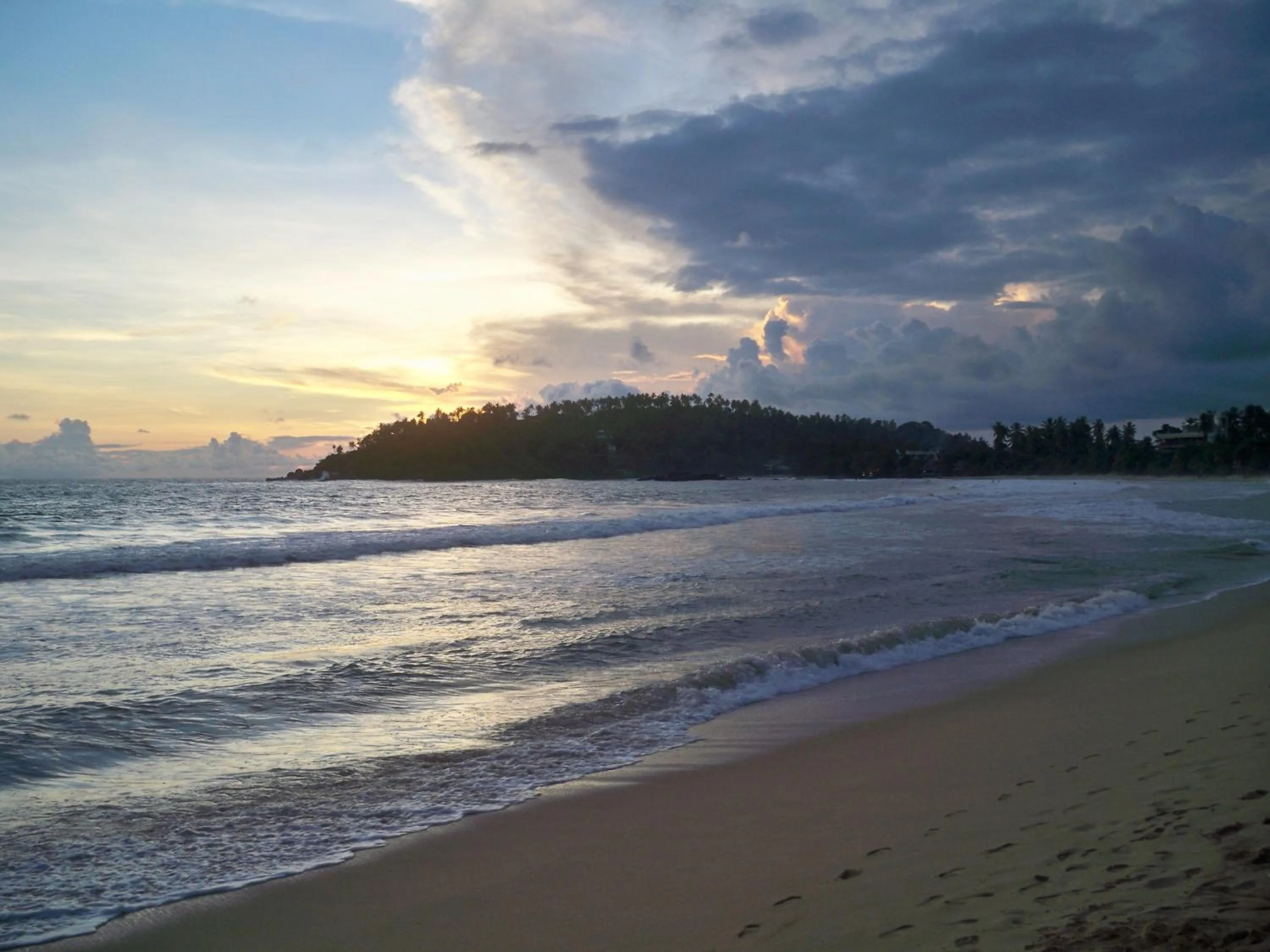 Beach in Village Star Rest-Mirissa