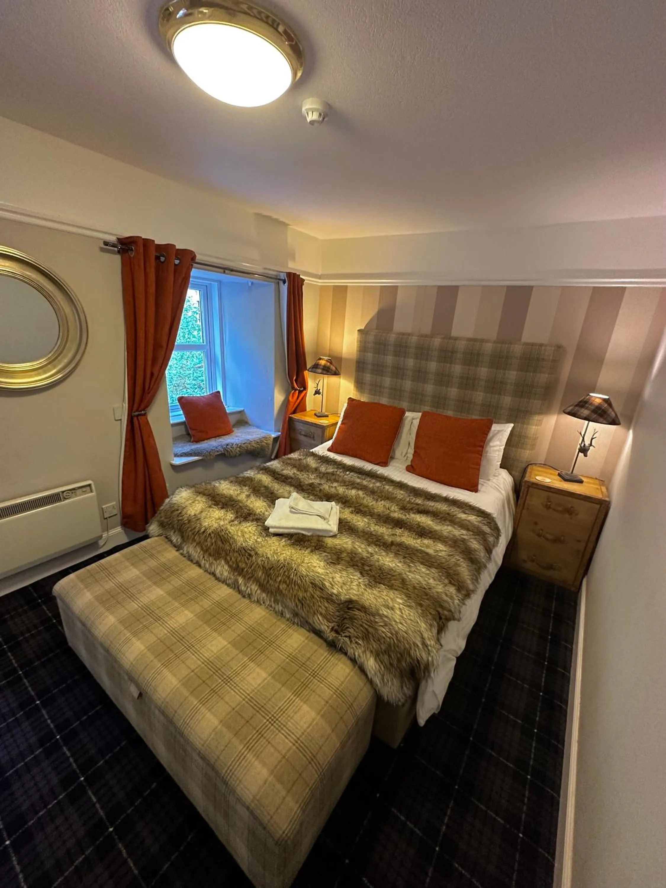 Bed in The Tobermory Hotel