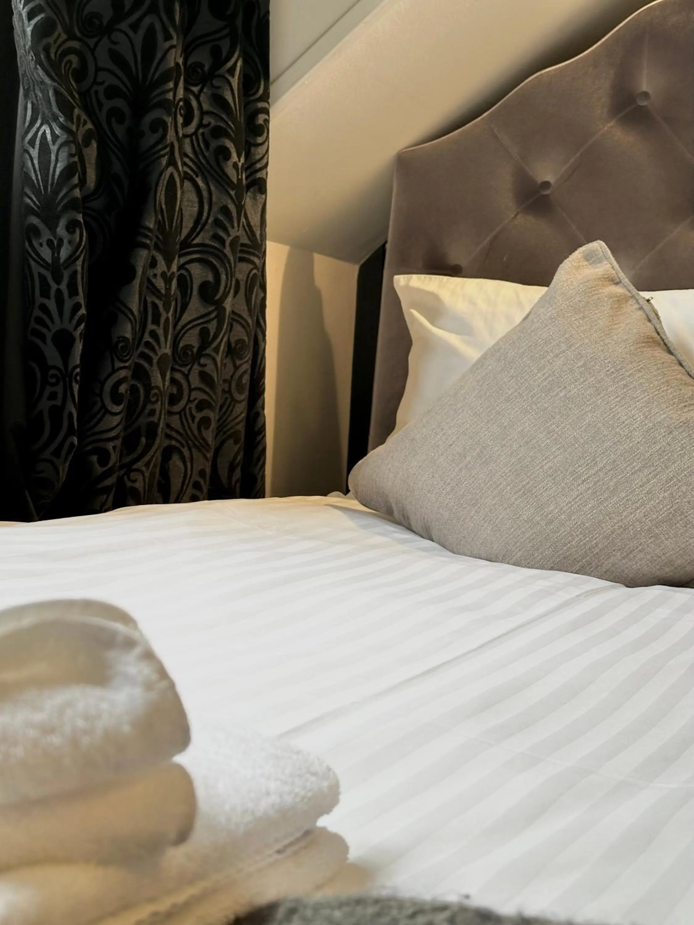 Bed in The Tobermory Hotel