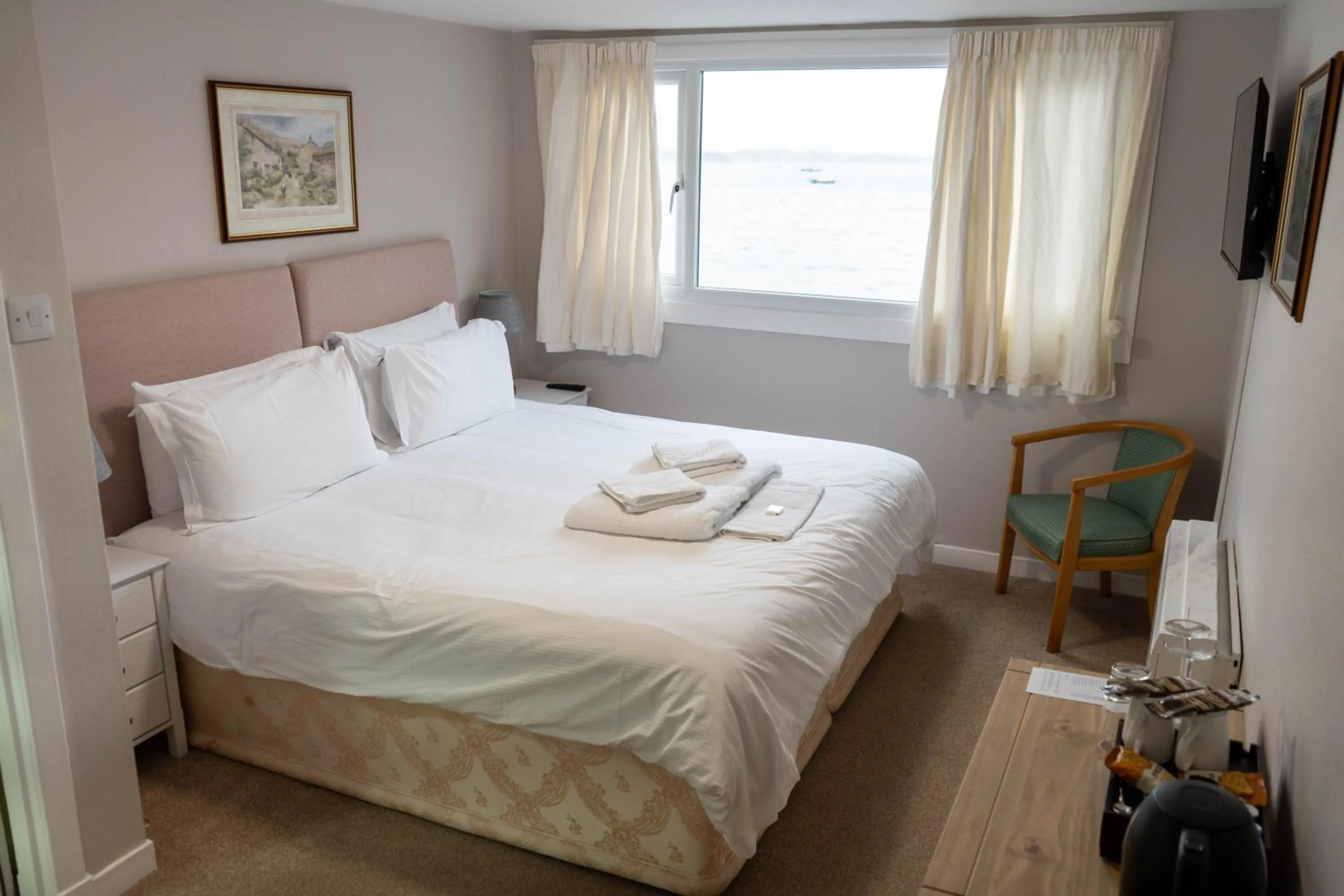 Bed in The Tobermory Hotel