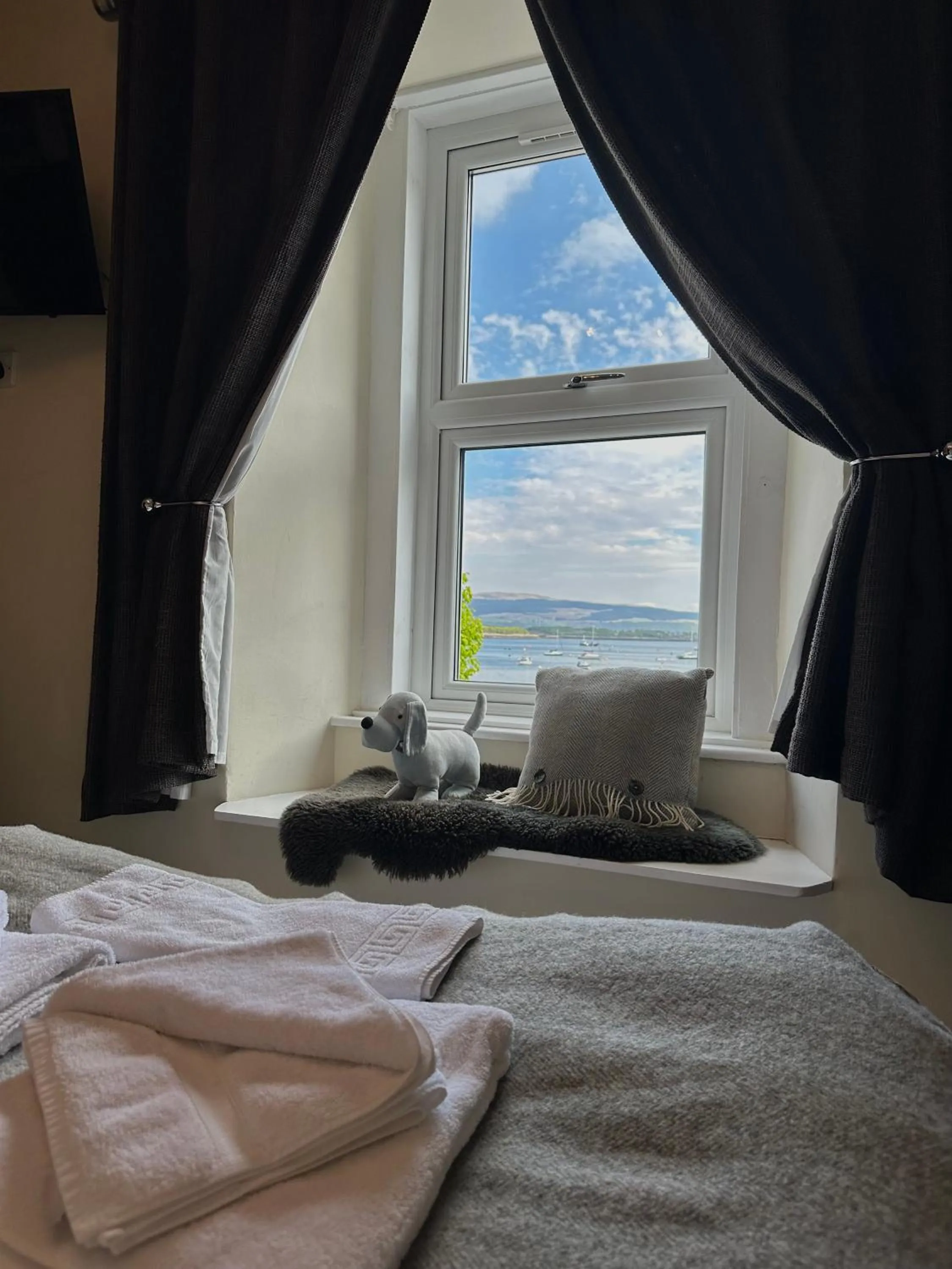 Bed in The Tobermory Hotel