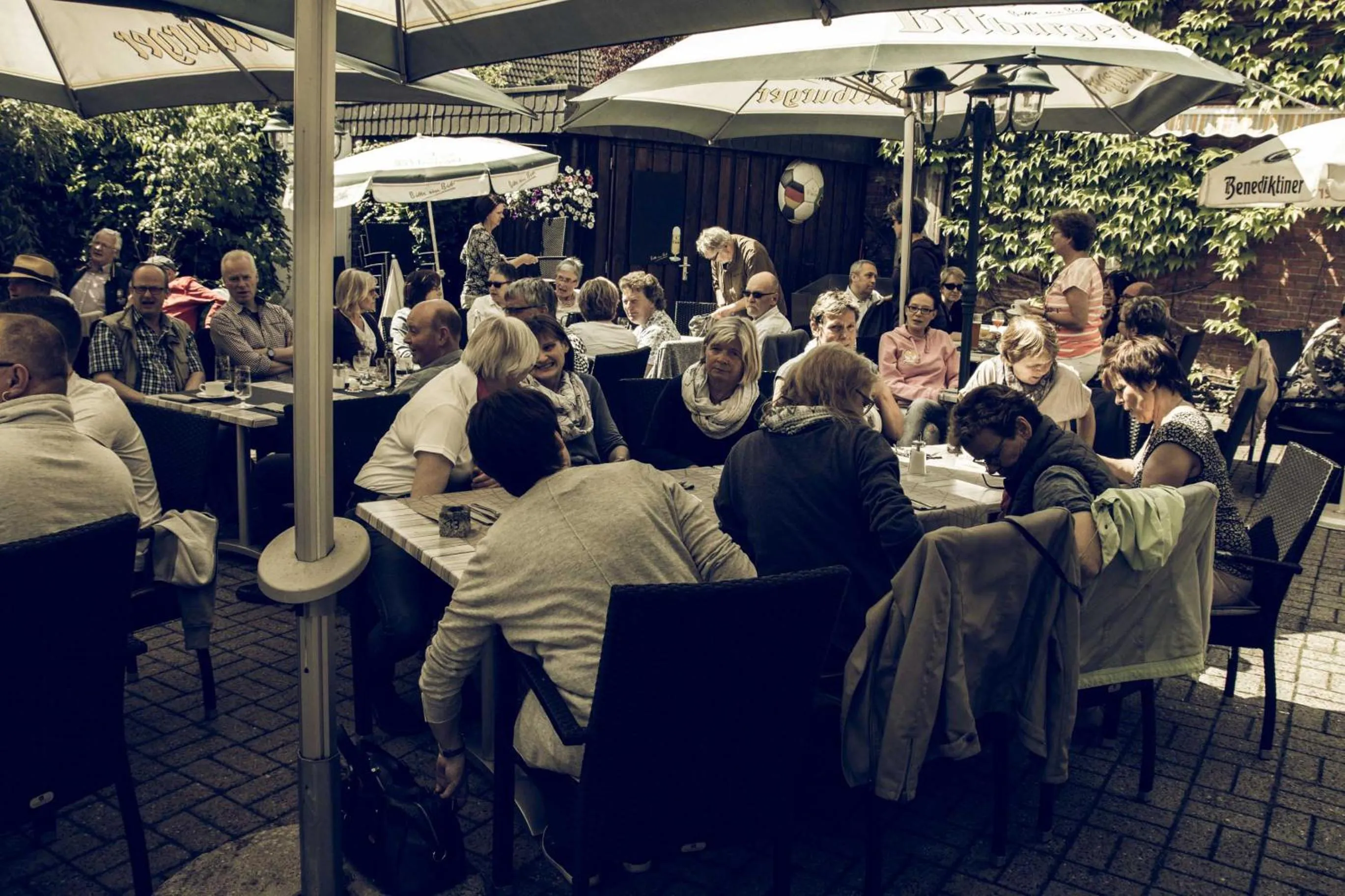 group of guests in Hotel Gasthof Zur Post