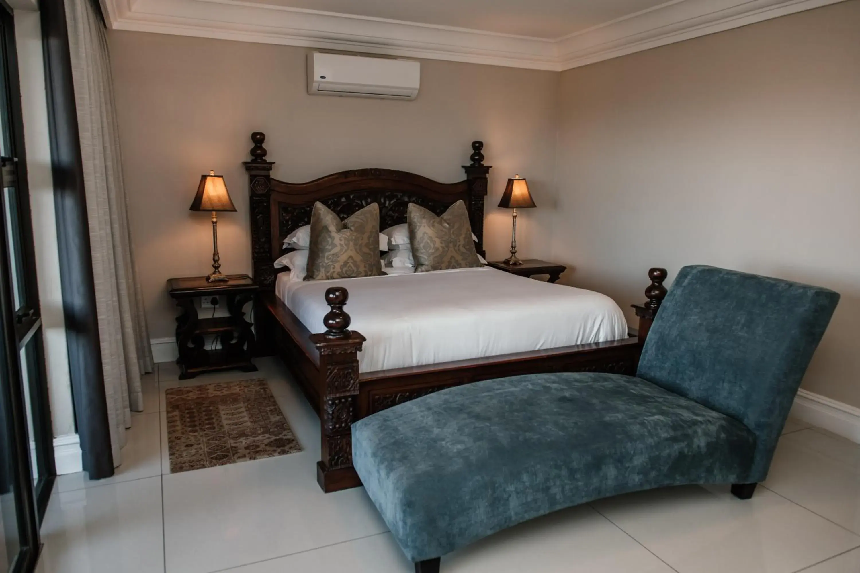 Two-Bedroom Apartment with Sea View in The View Boutique Hotel & Spa Two-Bedroom Apartment with Sea View in The View Boutique Hotel & Spa