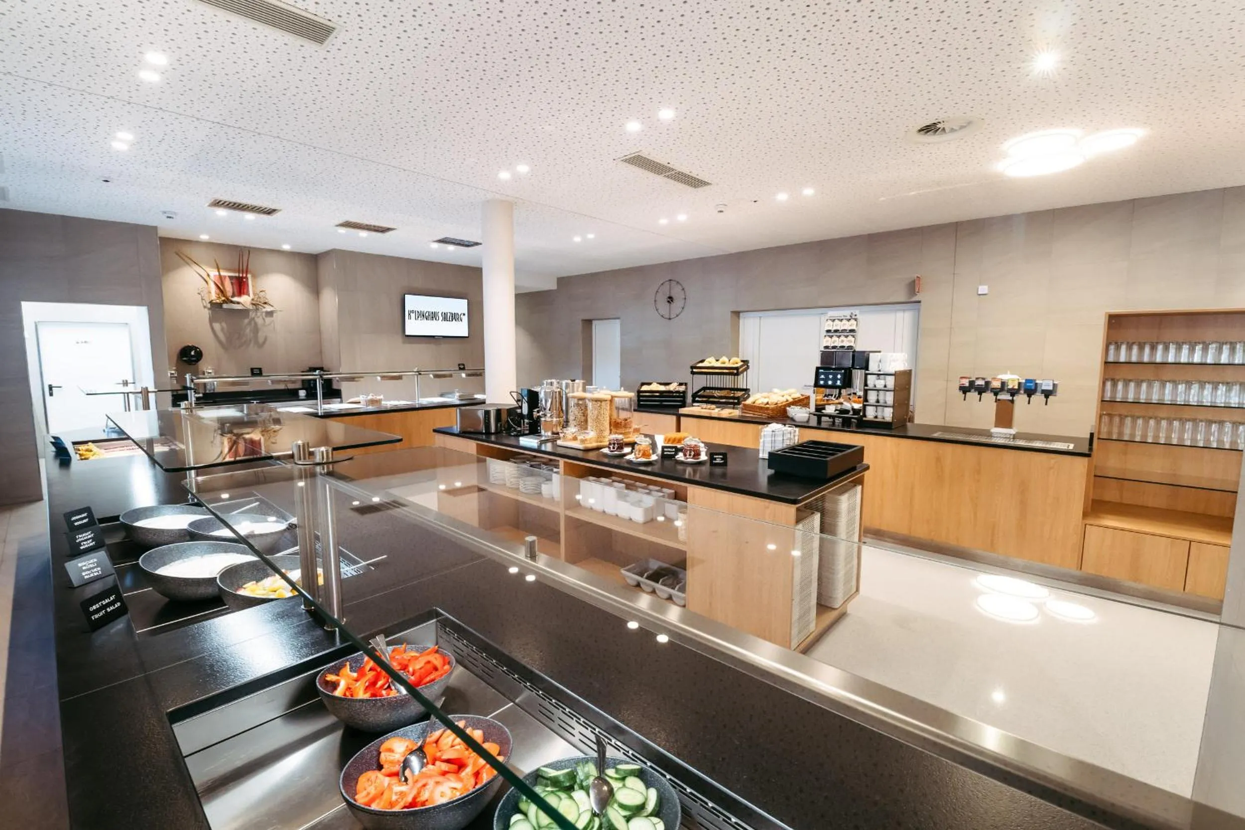 Breakfast in Eco Suite Hotel