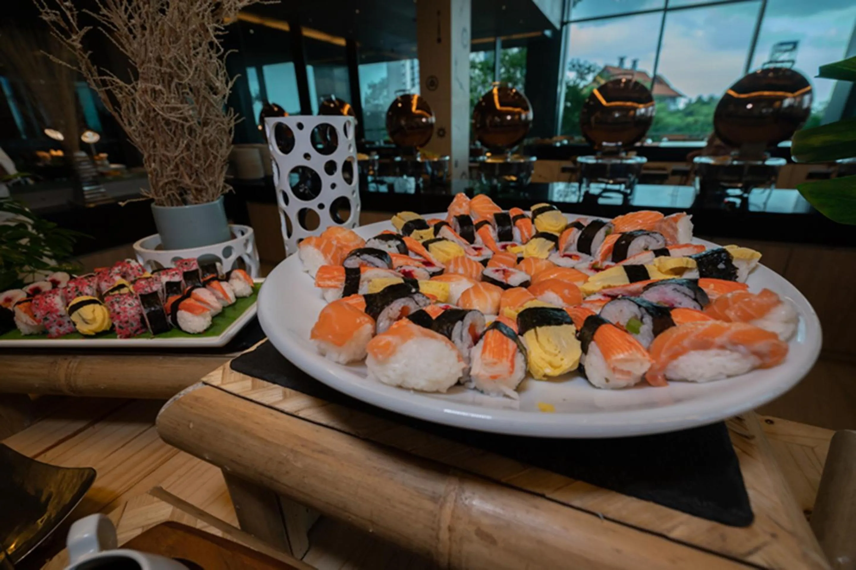 Food in Tsix5 Phenomenal Hotel Pattaya