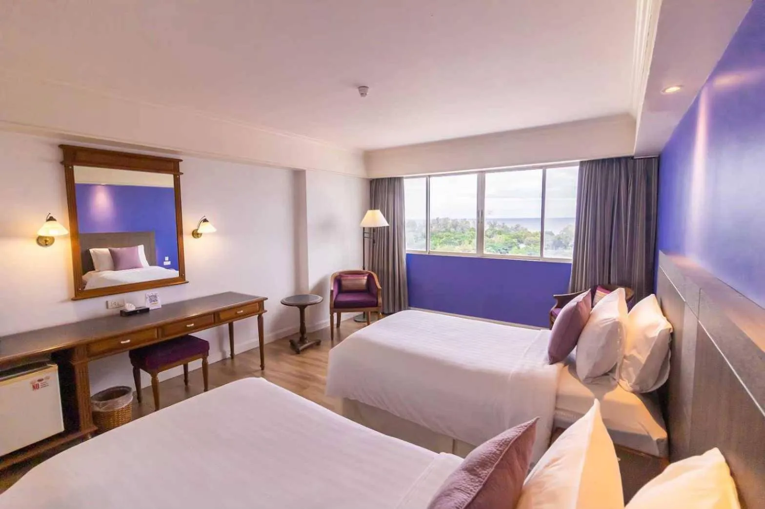 City view, Bed in Hua Hin Grand Hotel and Plaza - SHA Extra Plus