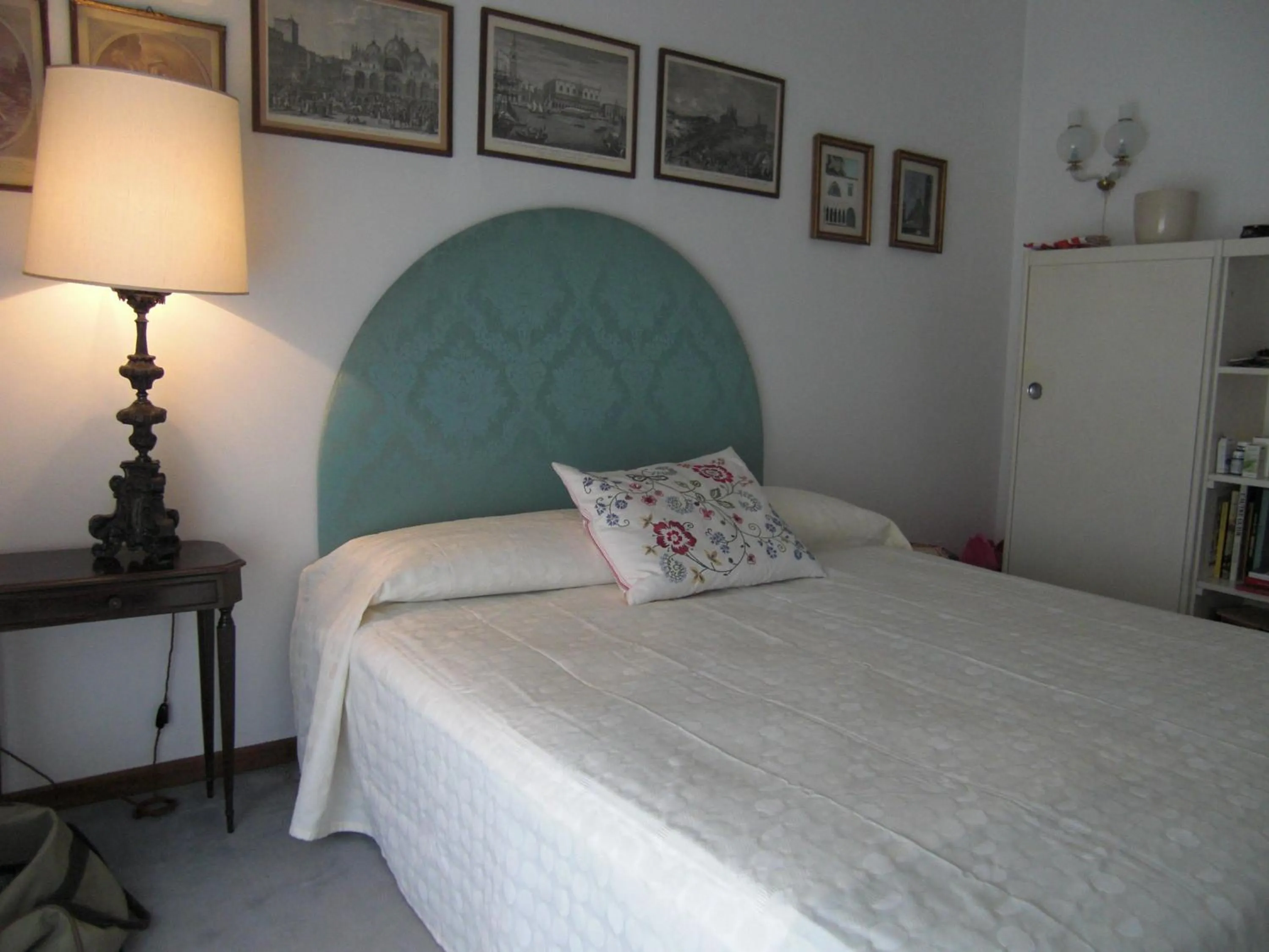 Garden, Bed in B&B Castellani