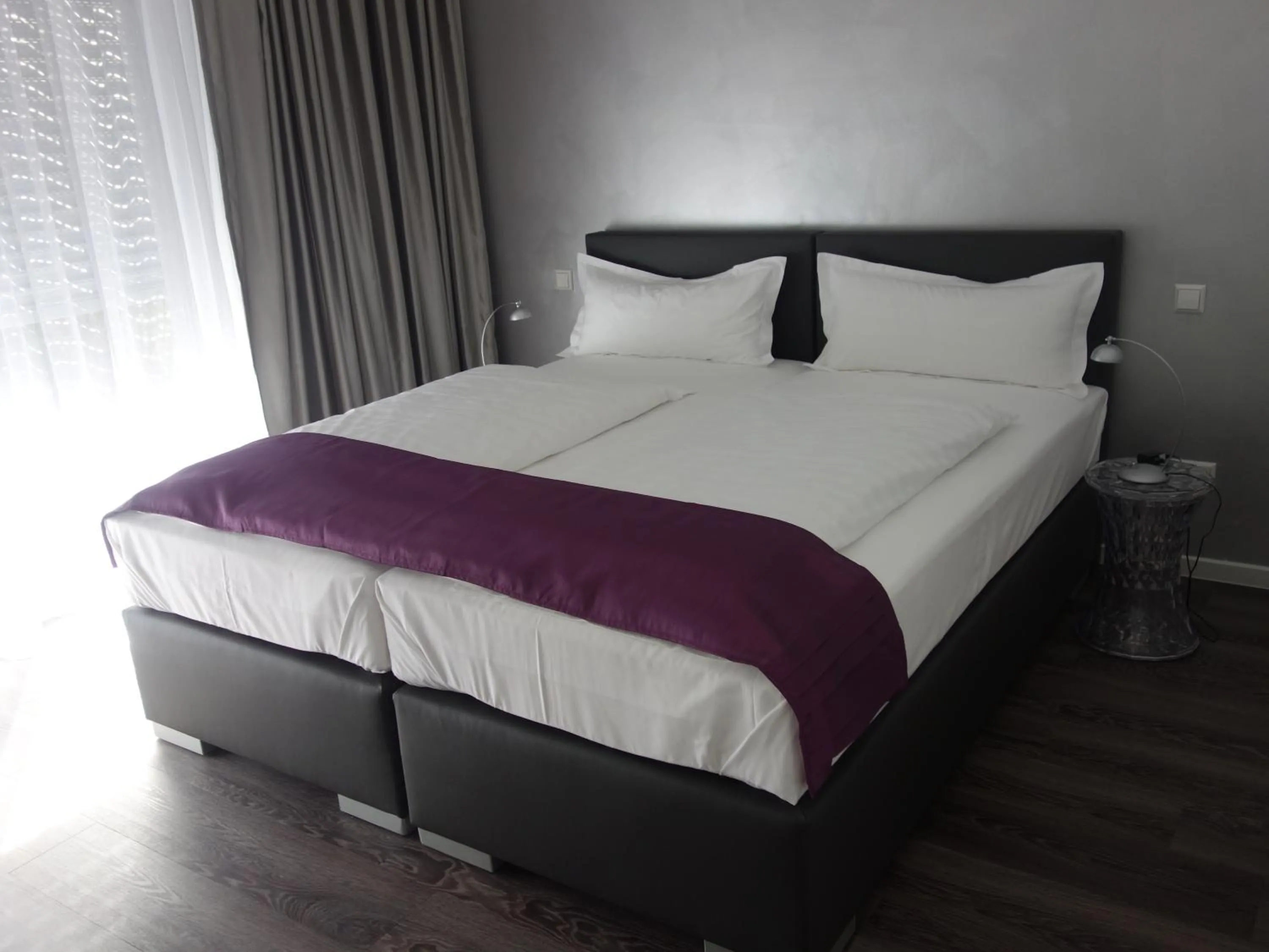 Bedroom, Bed in Victoria Living