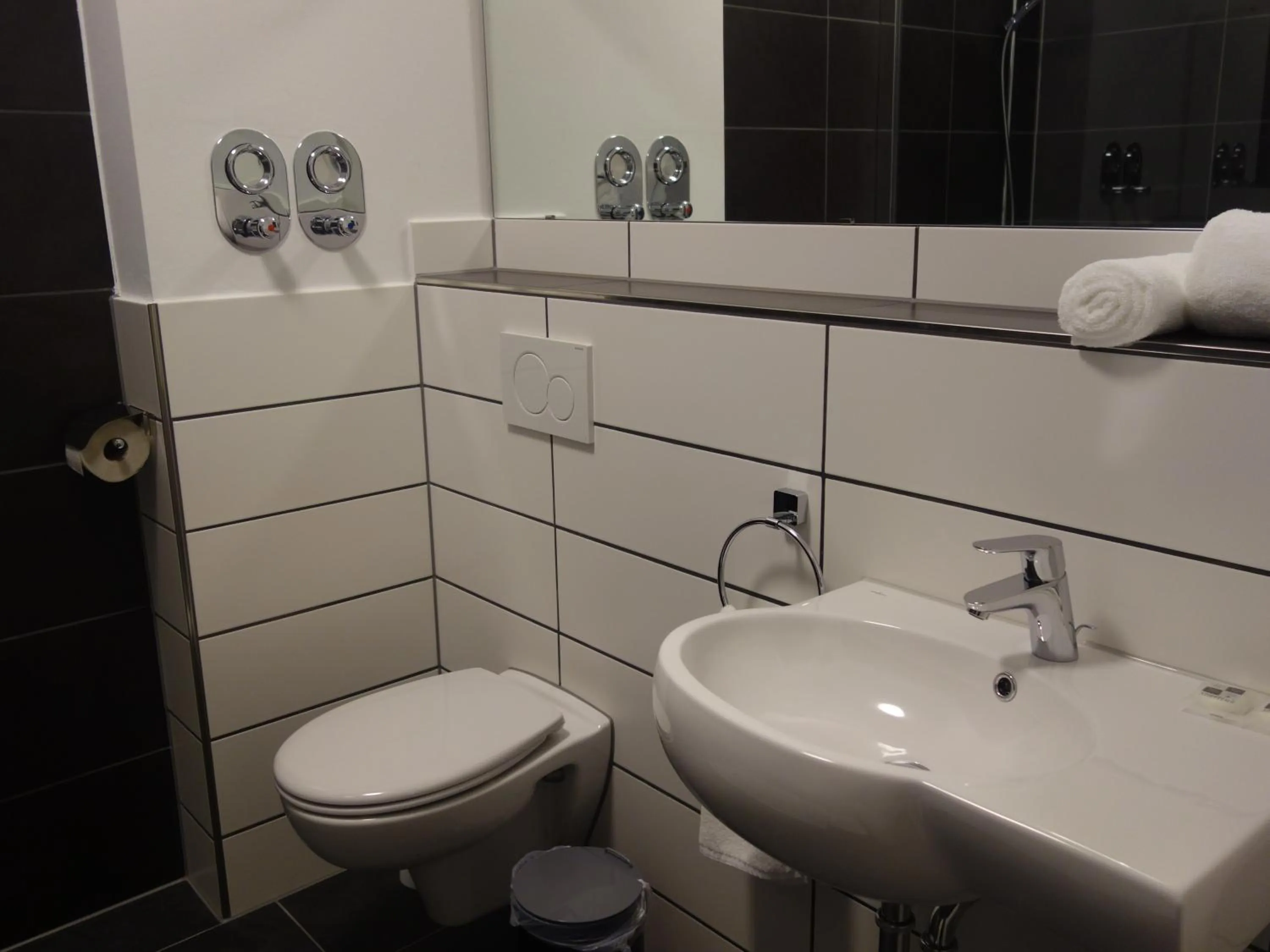 Bathroom in Victoria Living