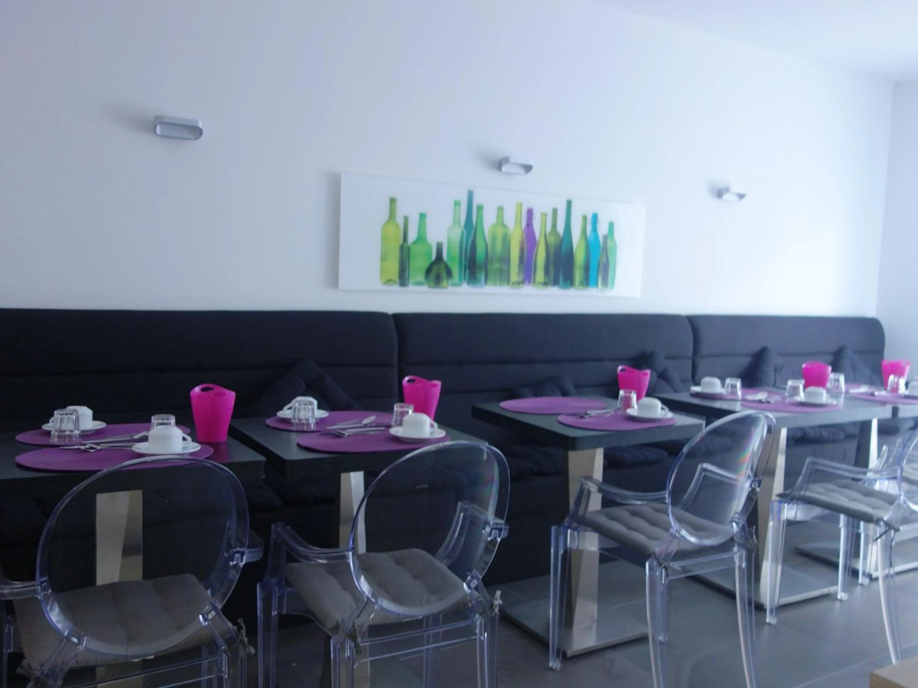 Food and drinks in Victoria Living