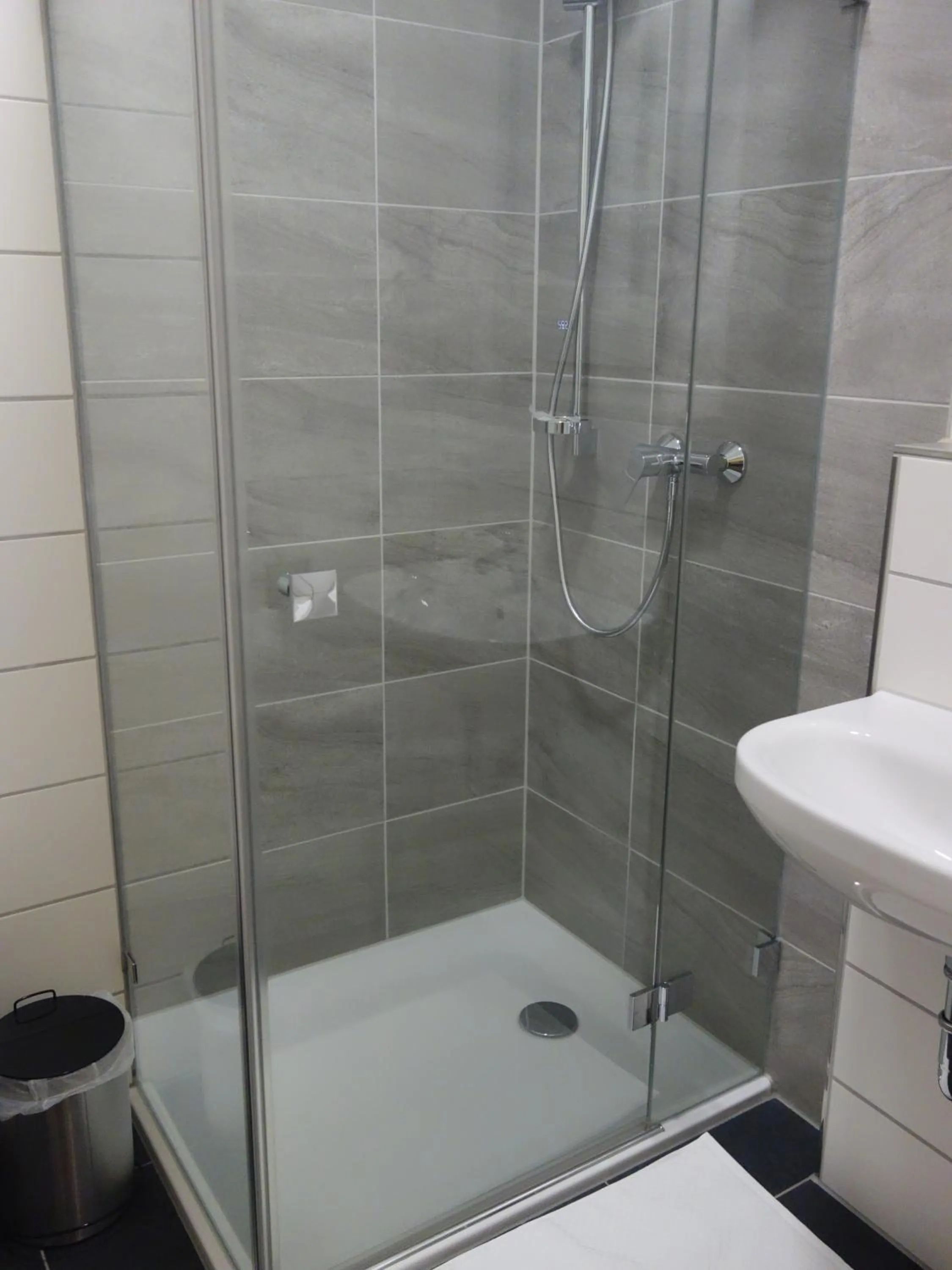 Shower in Victoria Living