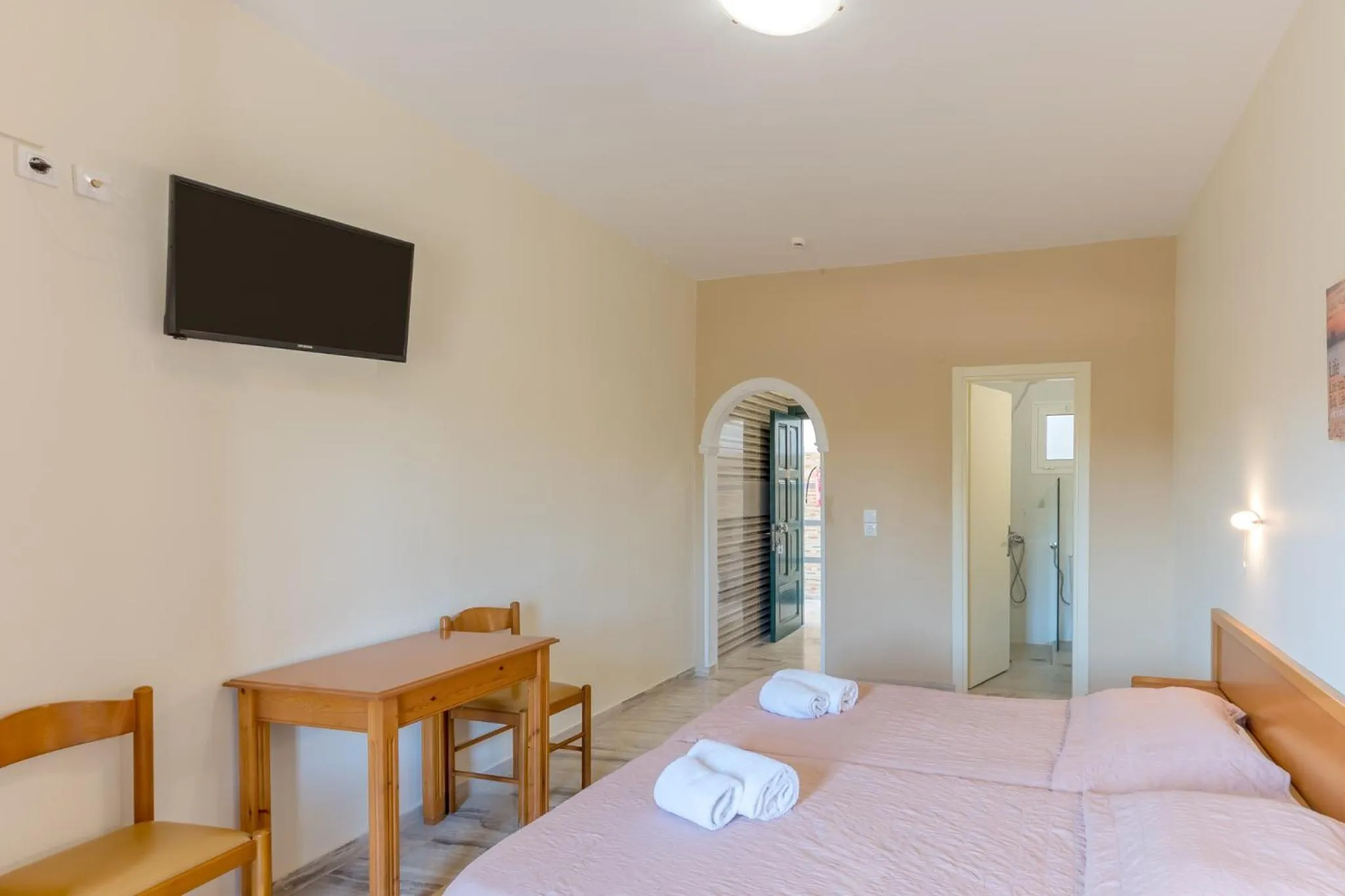 TV and multimedia, Bed in Chandris Apartments