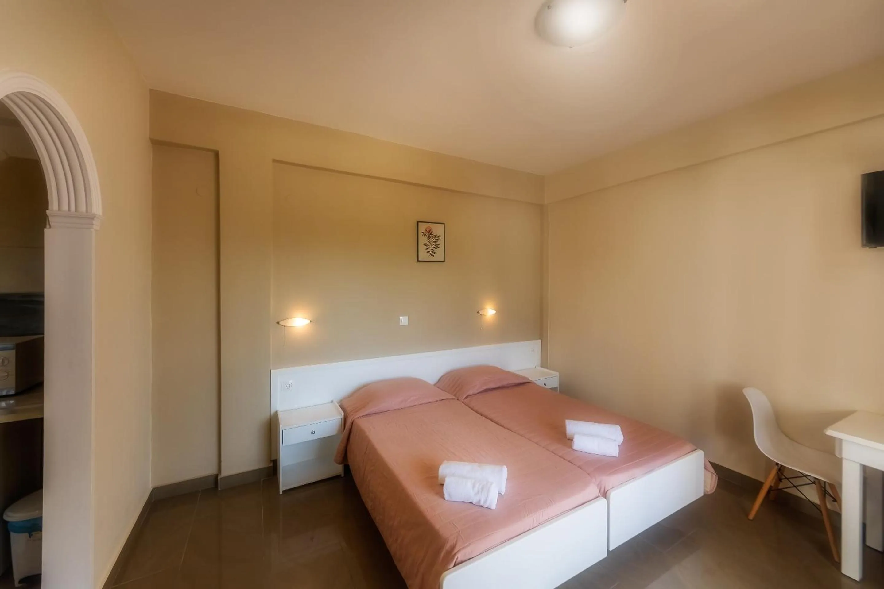 Bedroom, Bed in Chandris Apartments