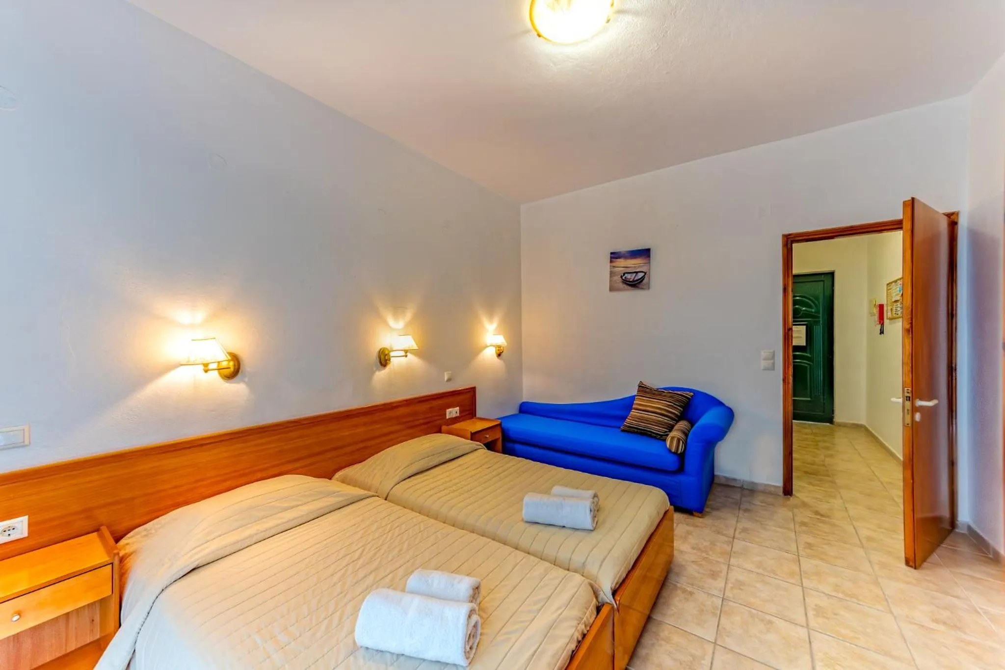 Bed in Chandris Apartments