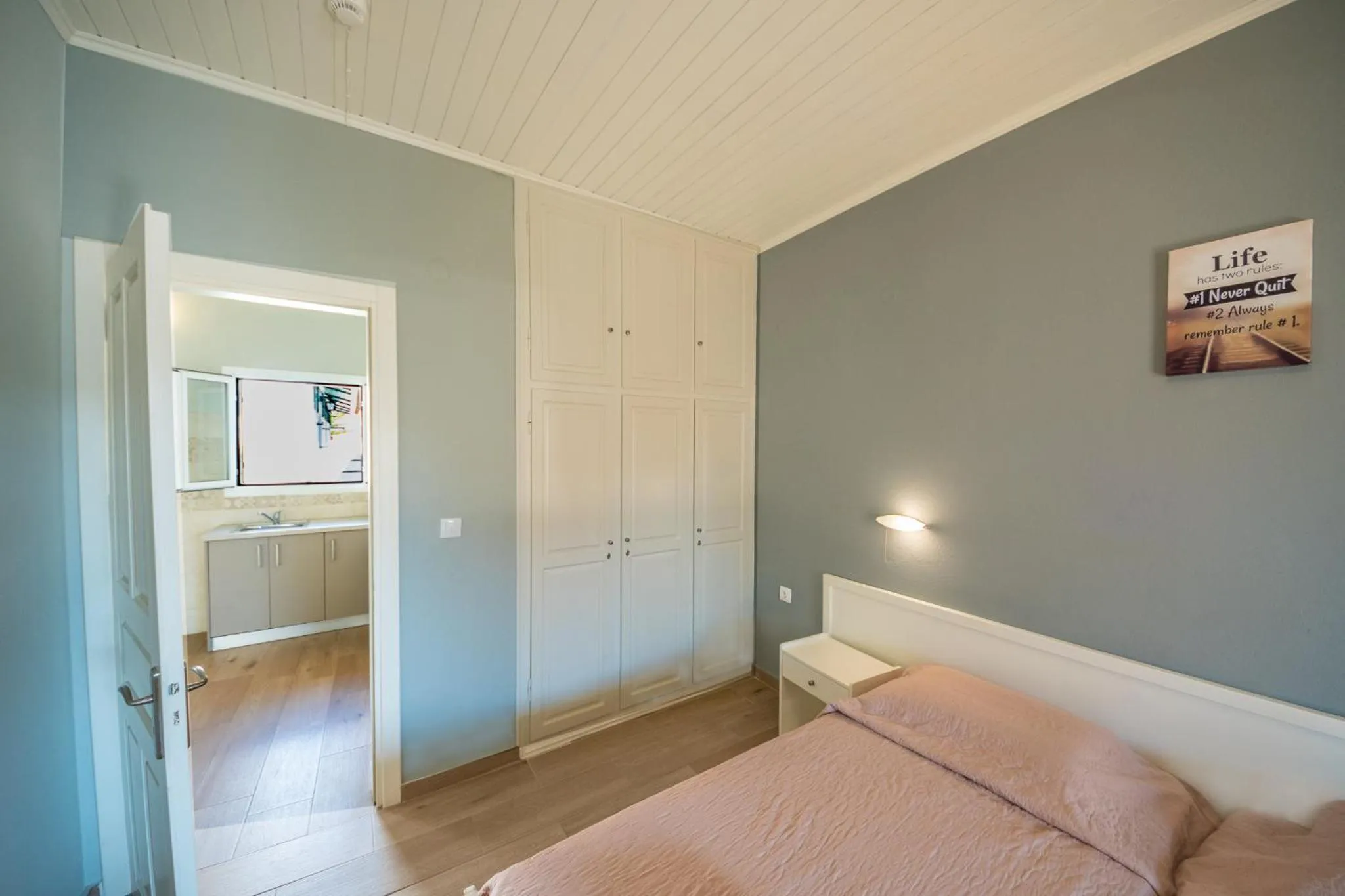 Bed in Chandris Apartments