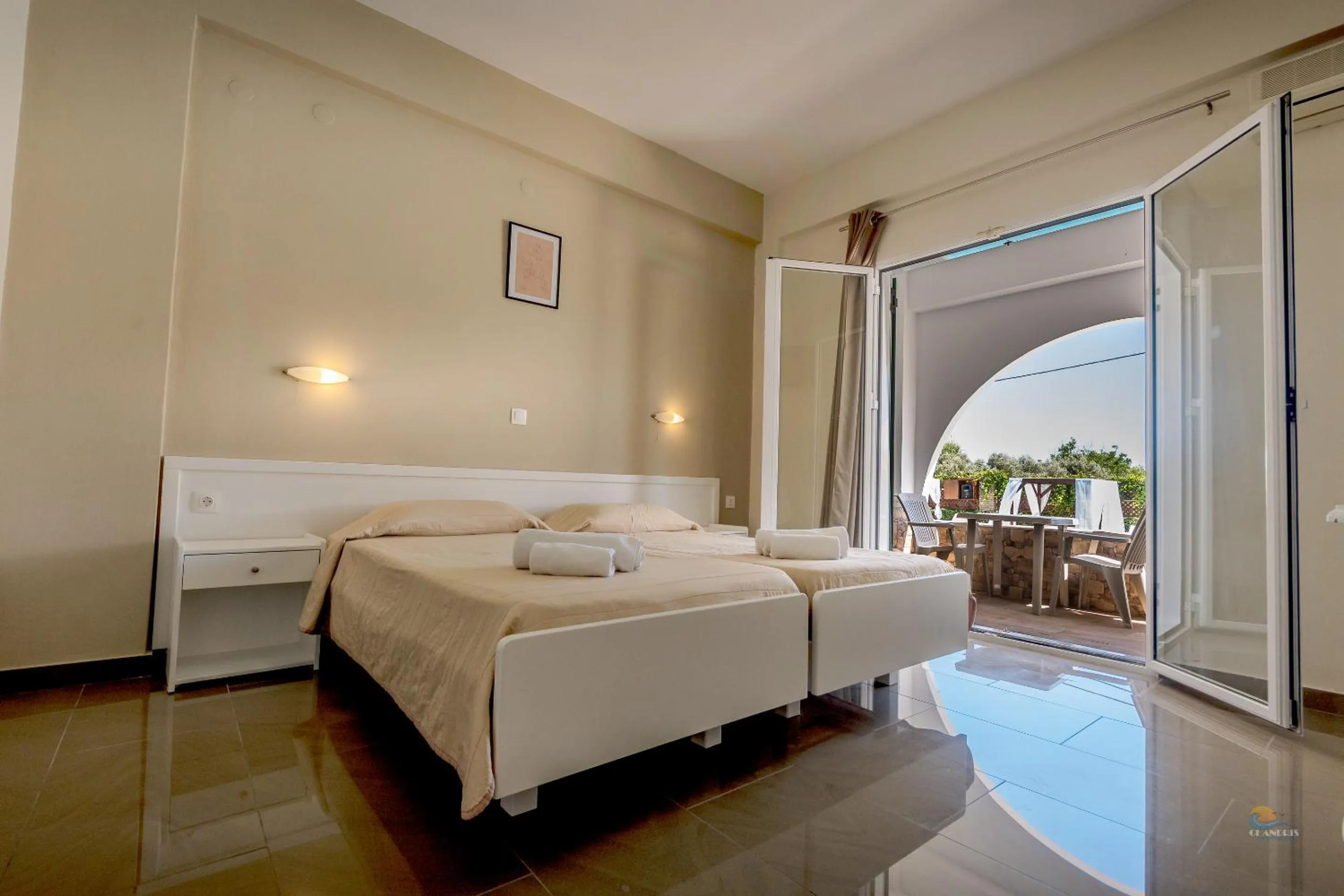 Photo of the whole room, Bed in Chandris Apartments