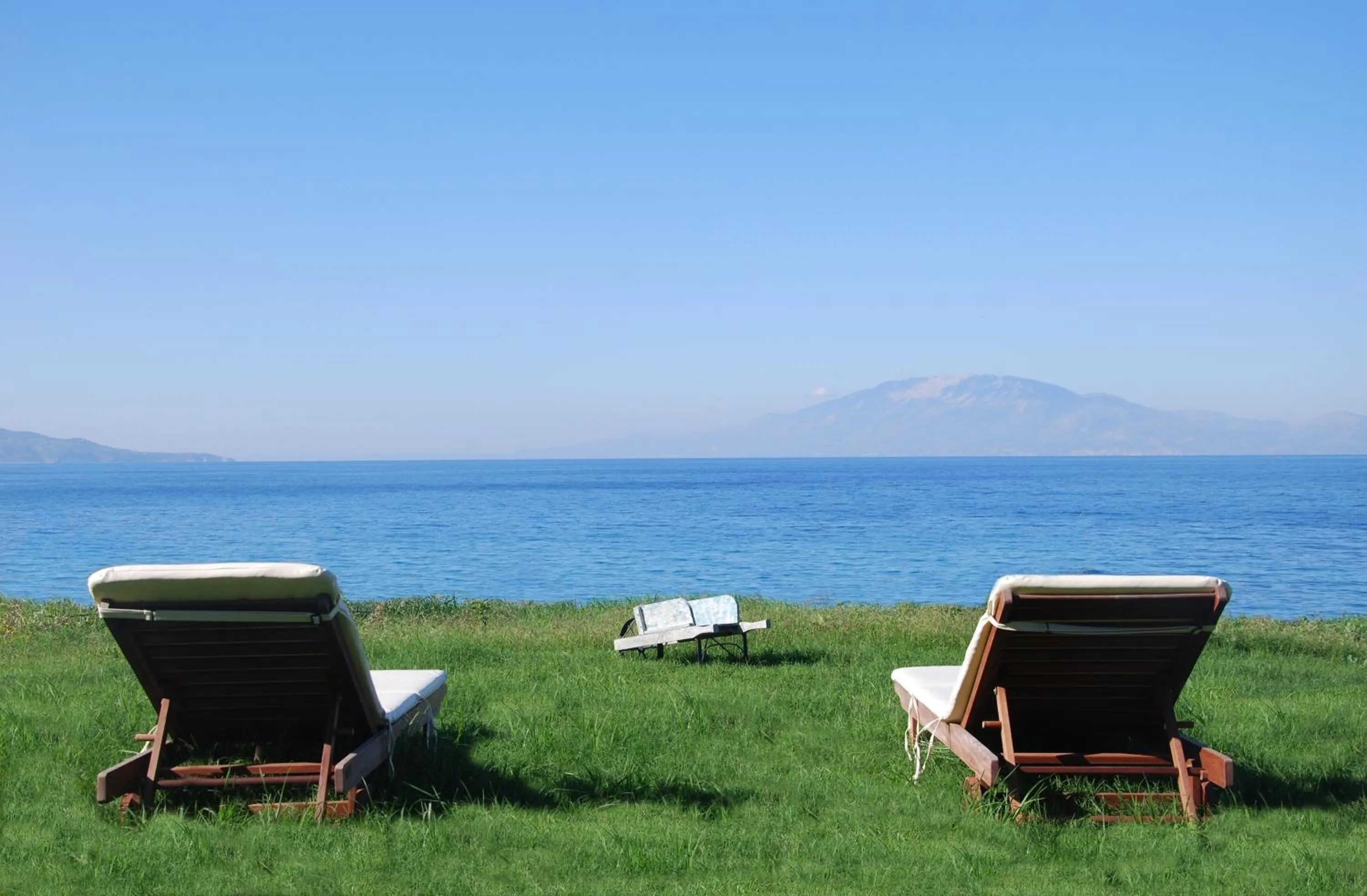 Sea view in Kavos Psarou Villas