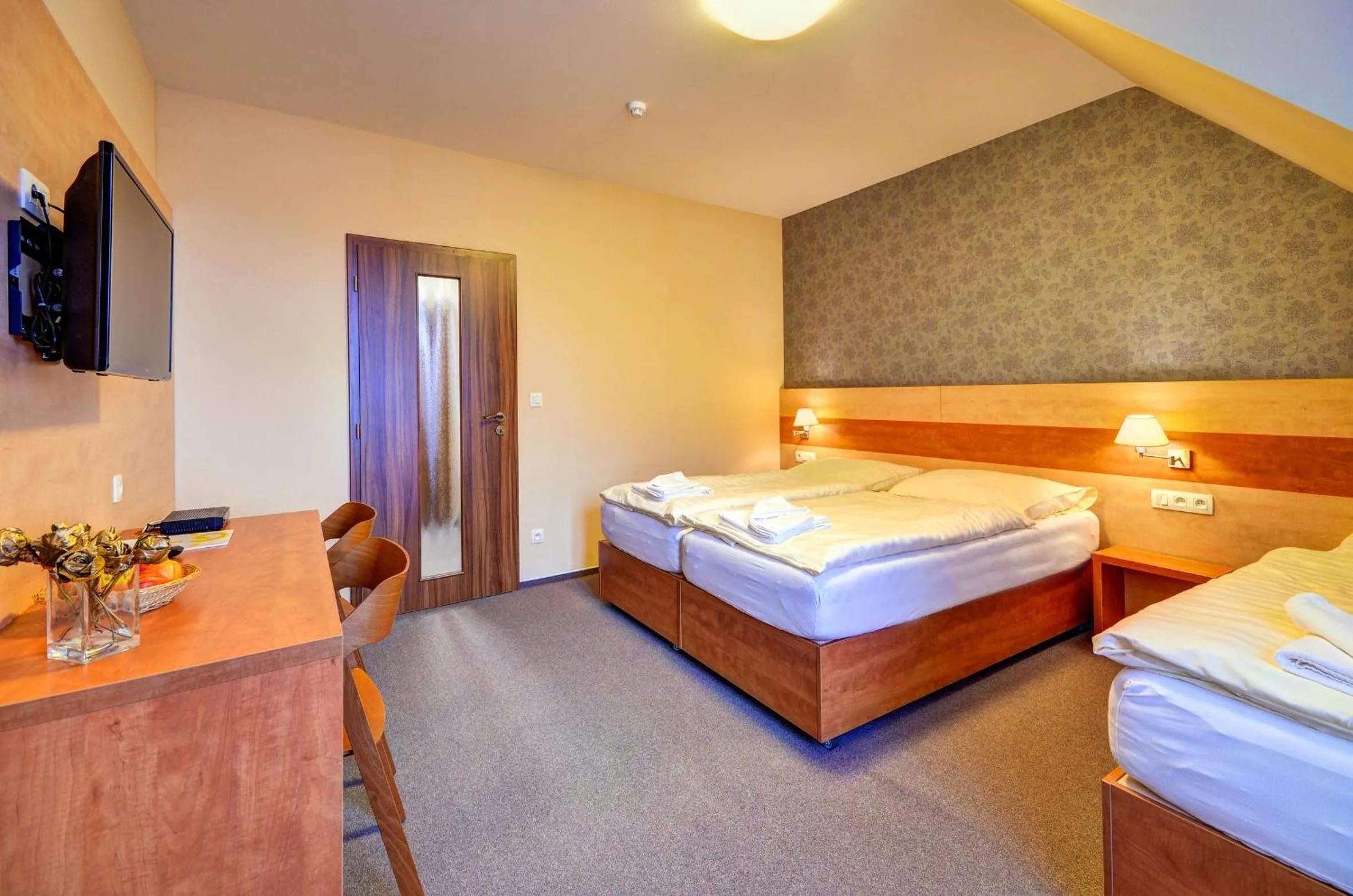 Bedroom, Bed in Hotel Toč