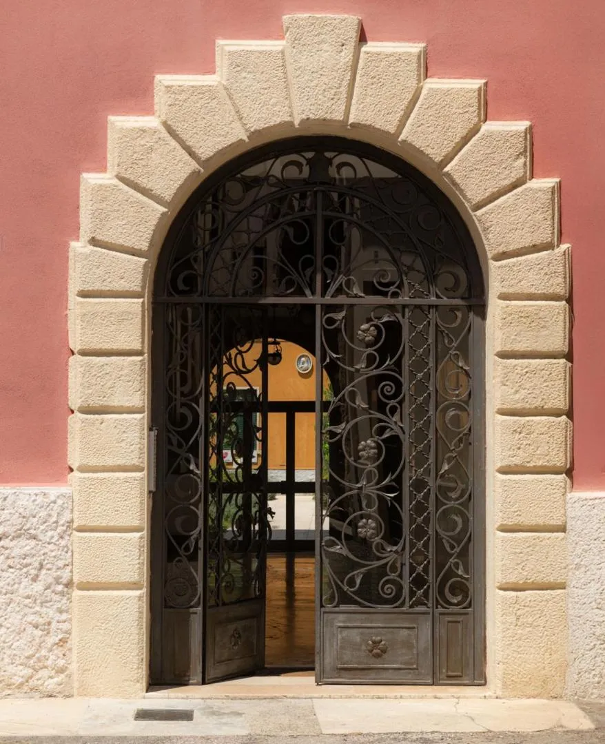 Facade/entrance in Il Giardino di Gioia