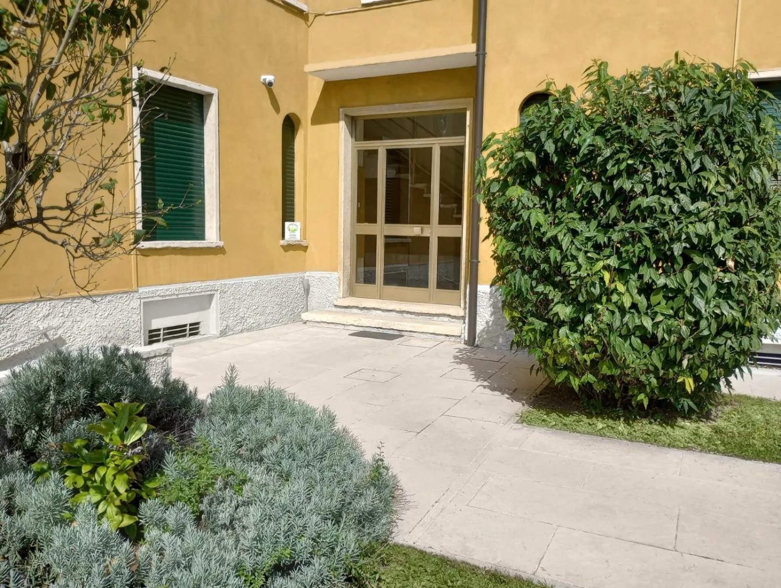 Property building in Il Giardino di Gioia