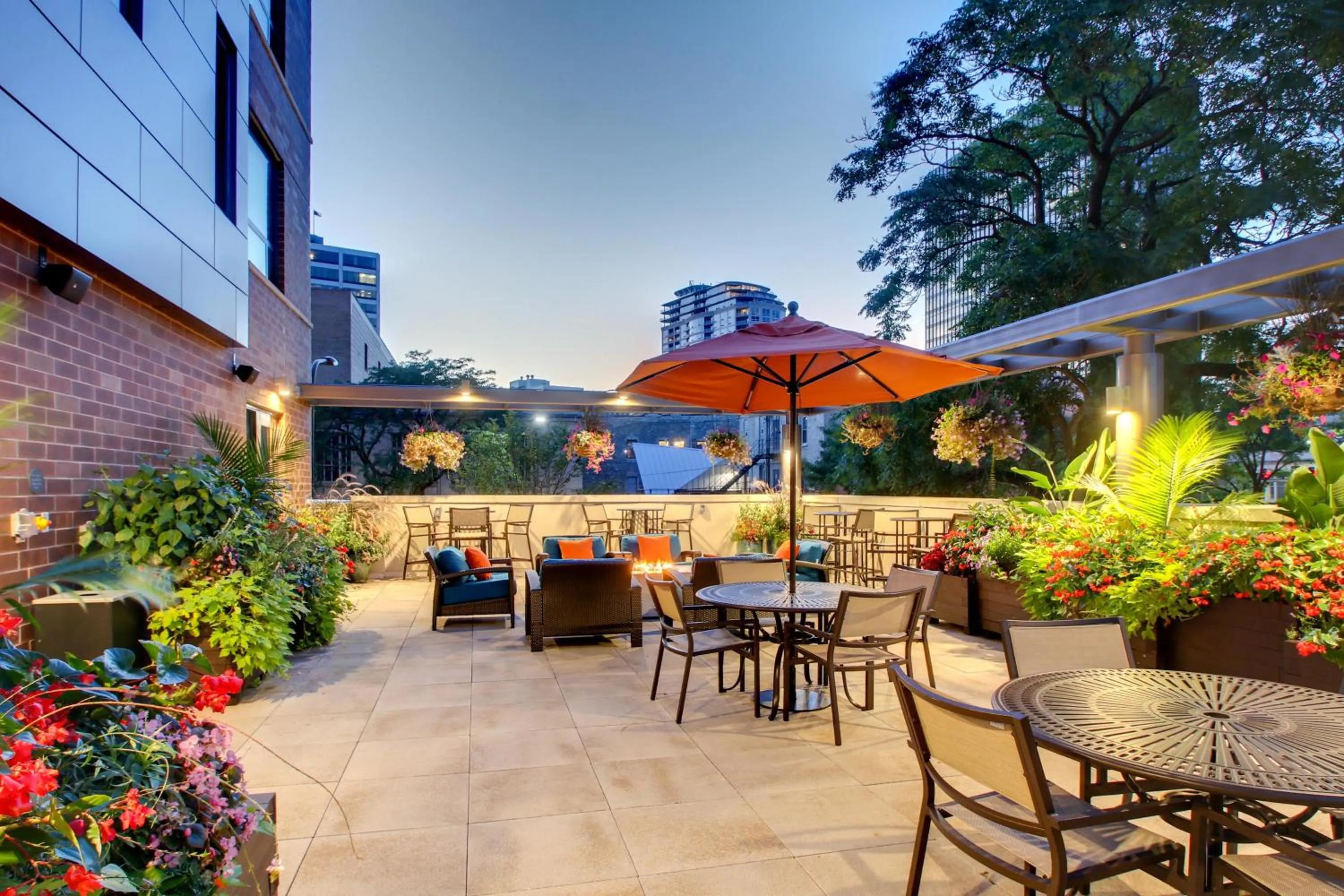 Patio in Hyatt House Chicago/Evanston