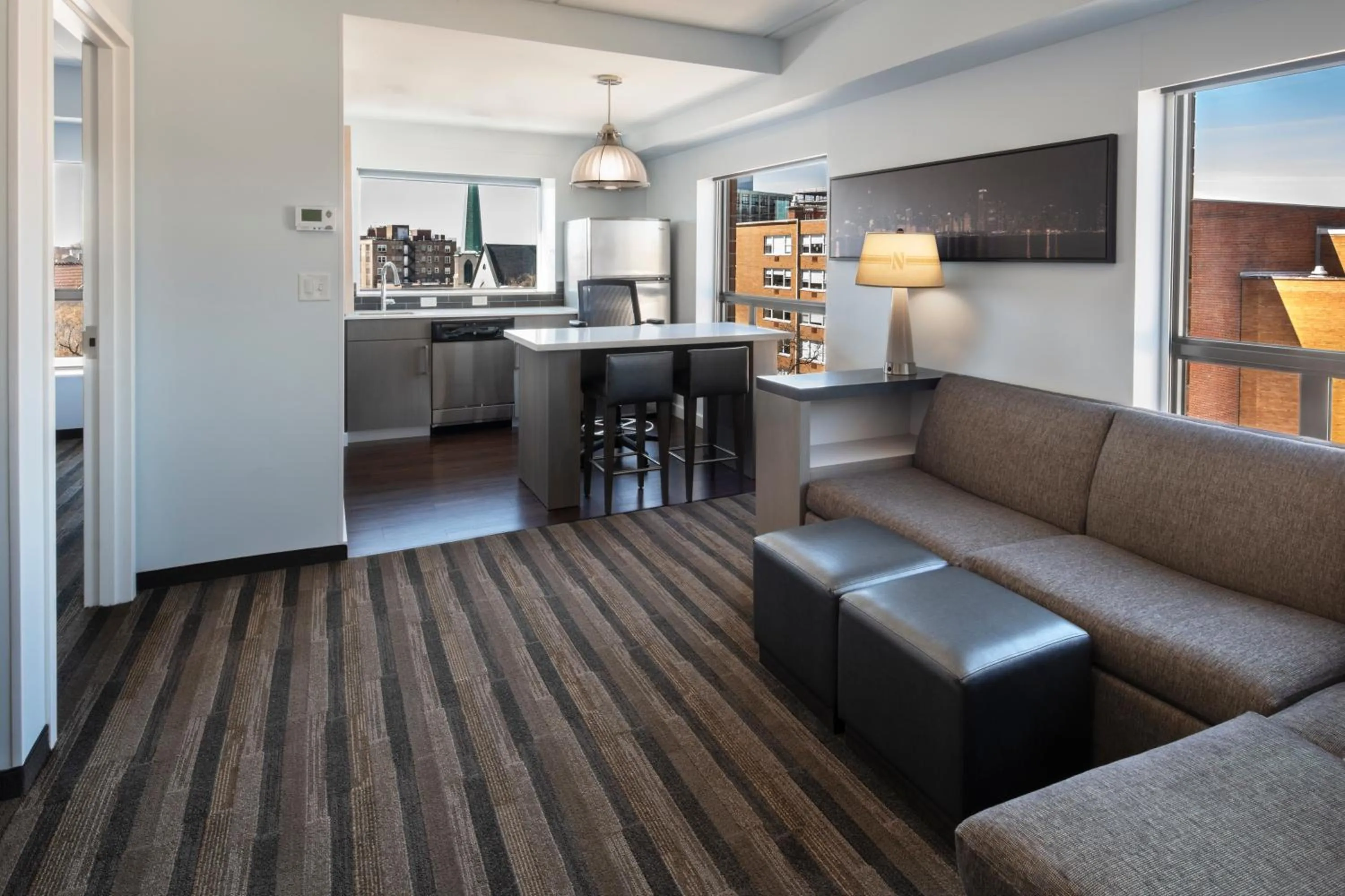 Living room in Hyatt House Chicago/Evanston