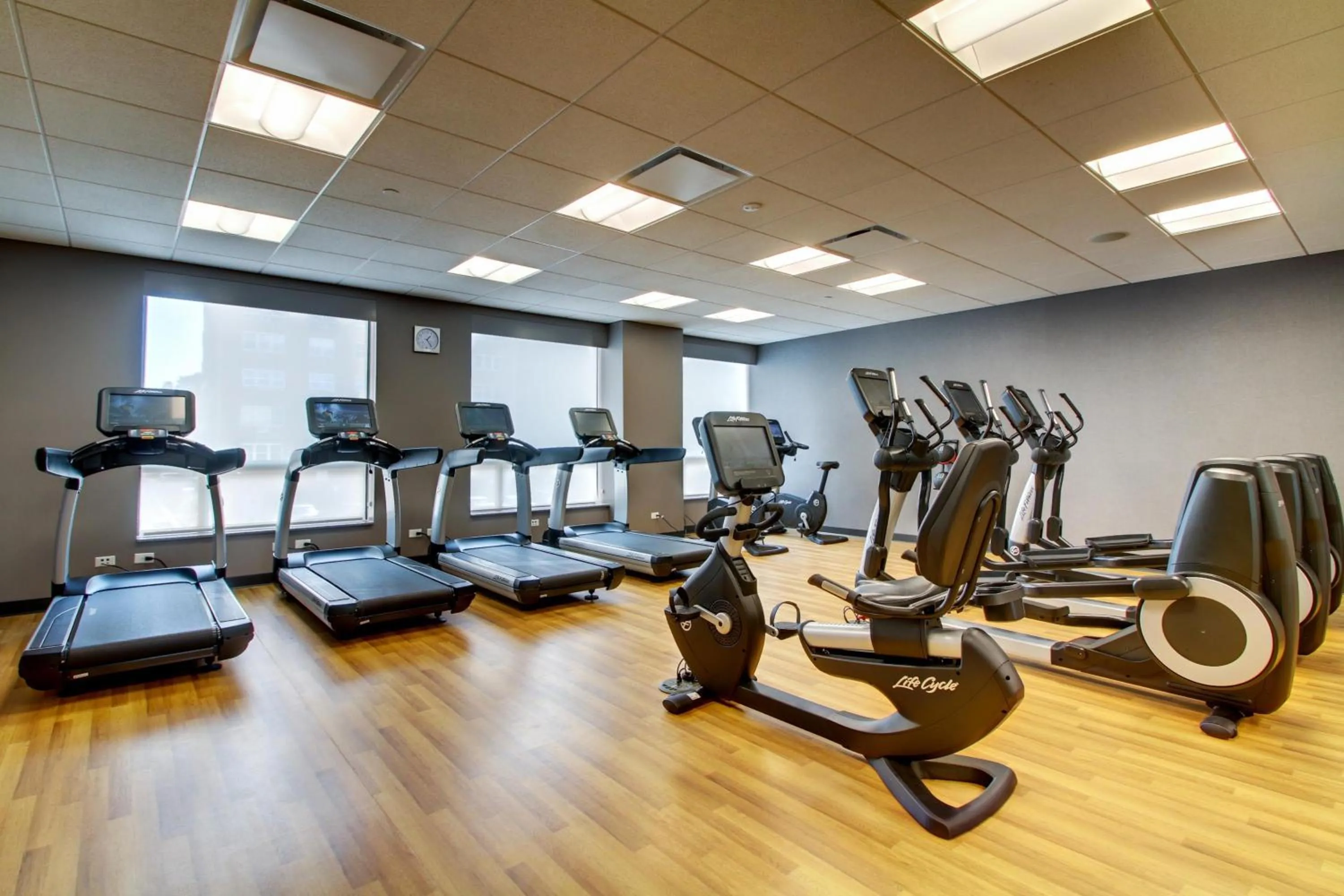 Fitness centre/facilities in Hyatt House Chicago/Evanston