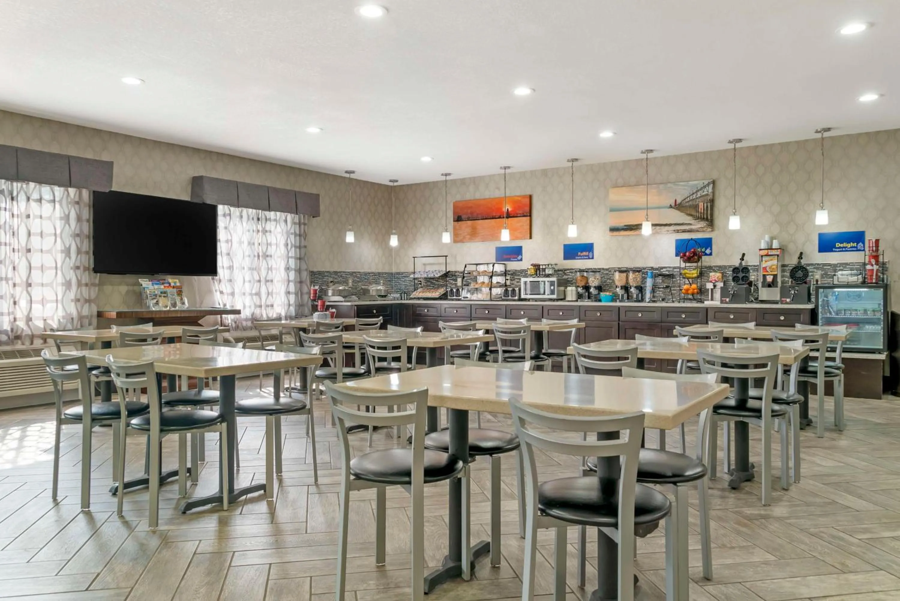 Breakfast in Best Western Beacon Inn