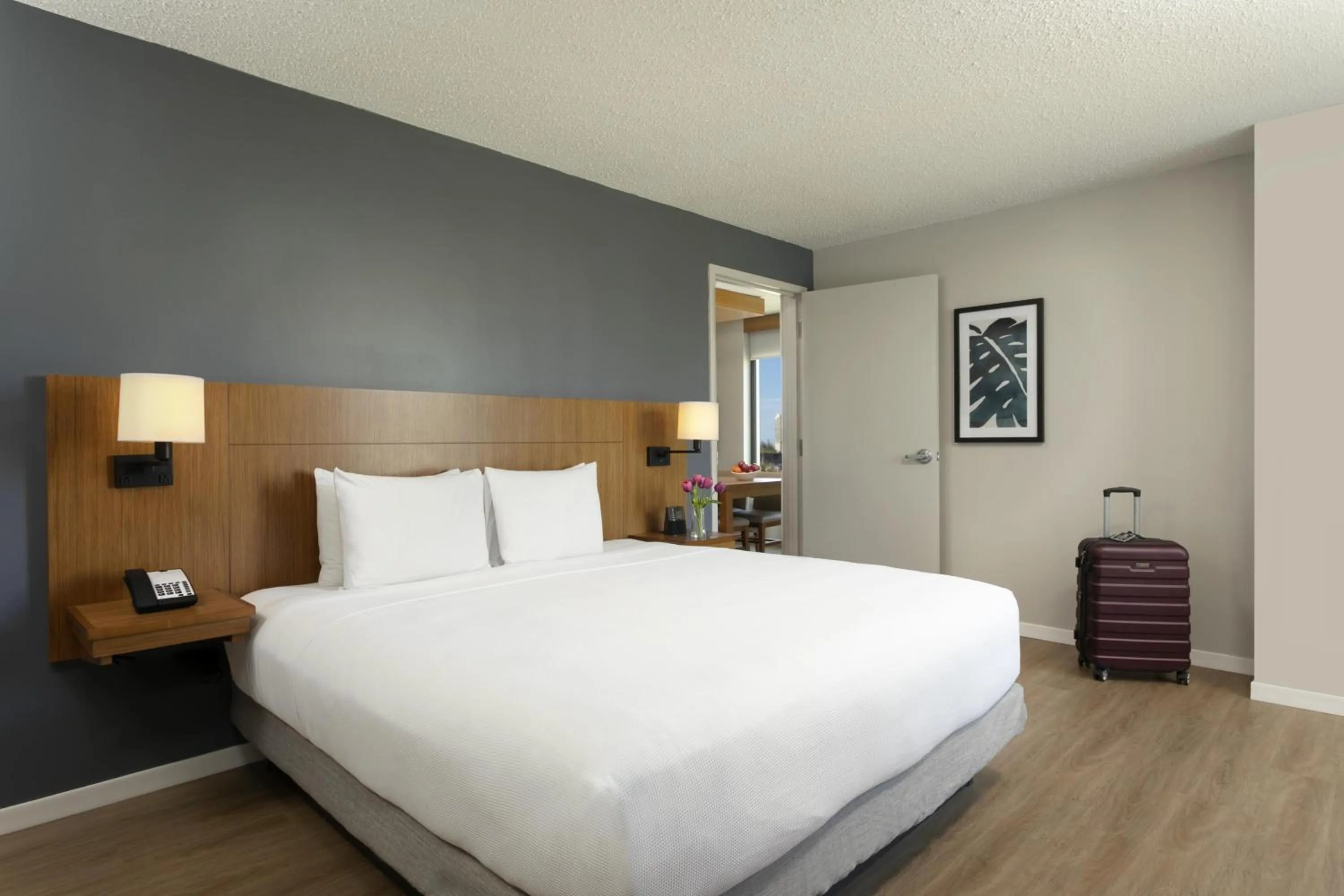 Photo of the whole room, Bed in Hyatt Place San Juan