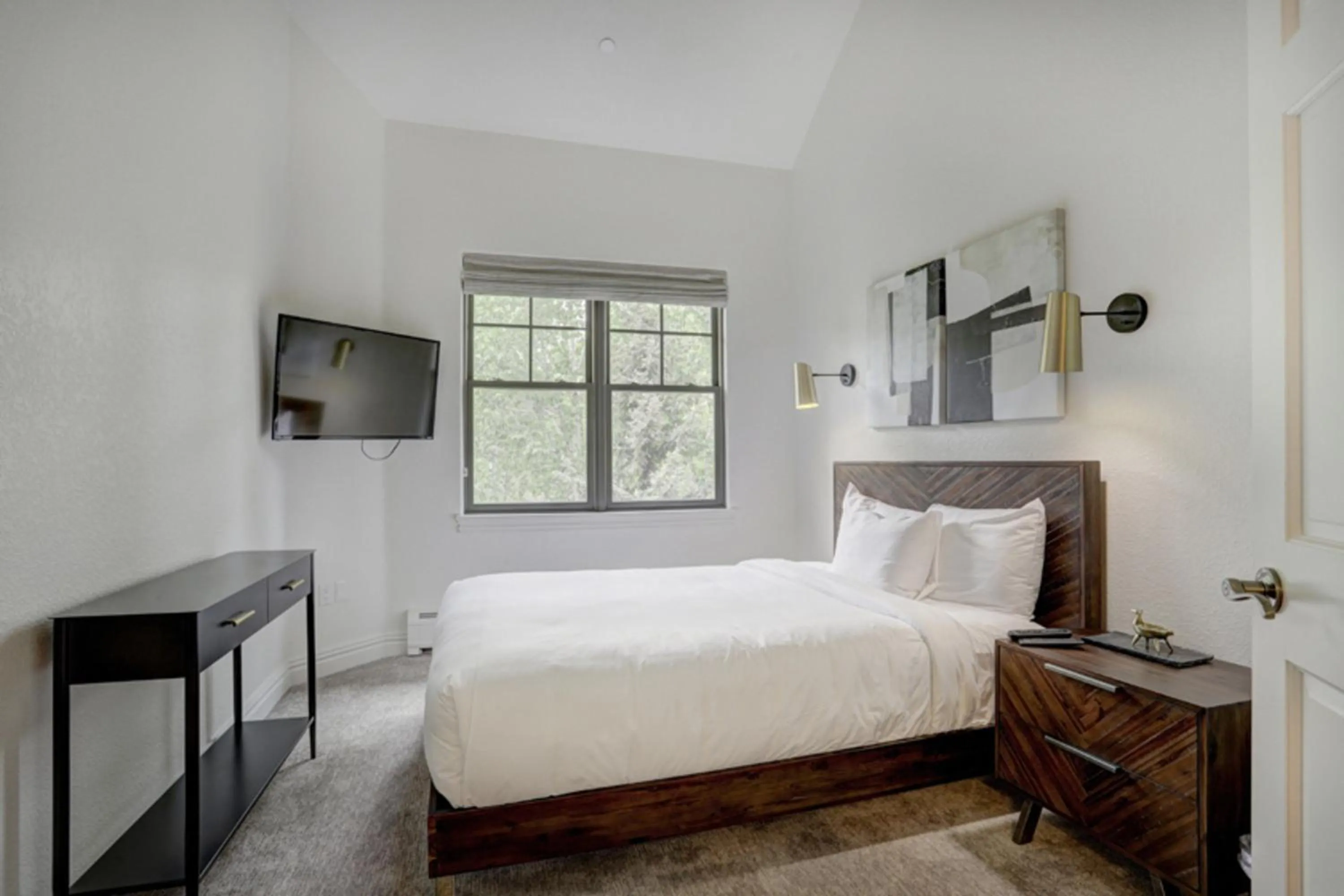 Bedroom, Bed in Lodge at Brookside, A Vail Resorts Property
