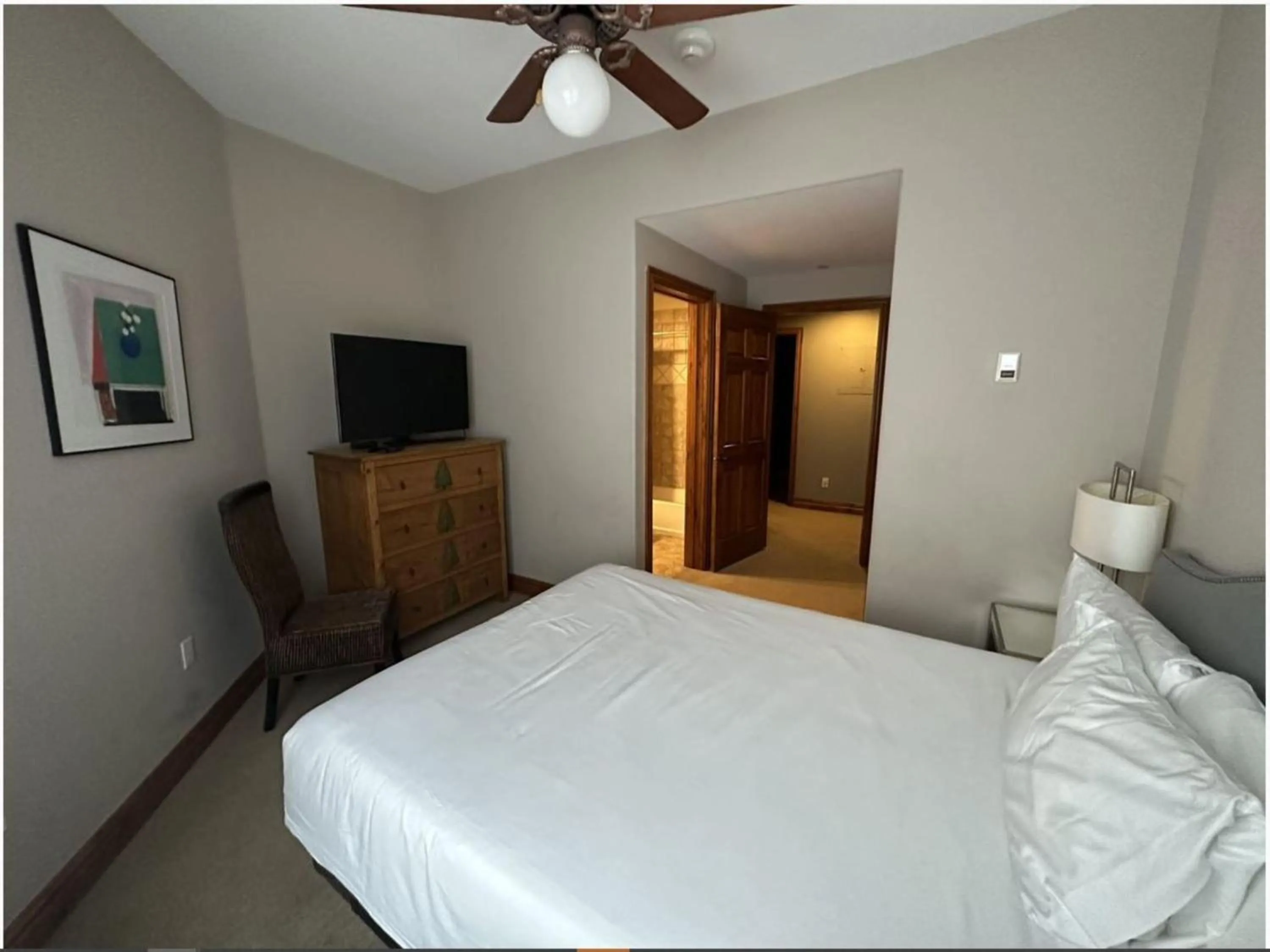 Bedroom, Bed in Lodge at Brookside, A Vail Resorts Property