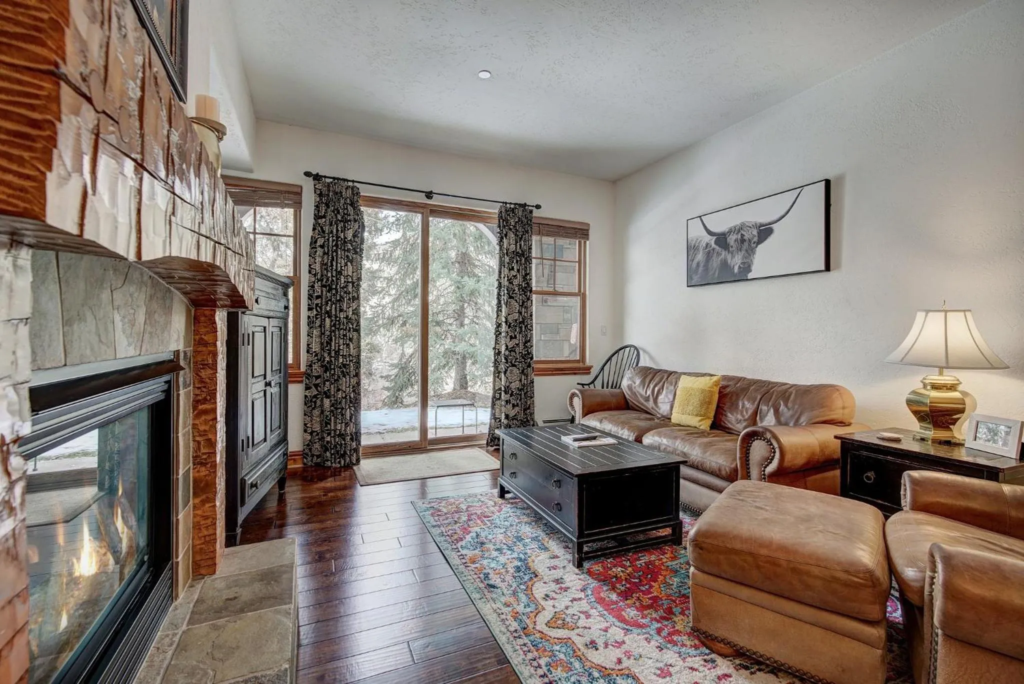 Living room in Lodge at Brookside, A Vail Resorts Property
