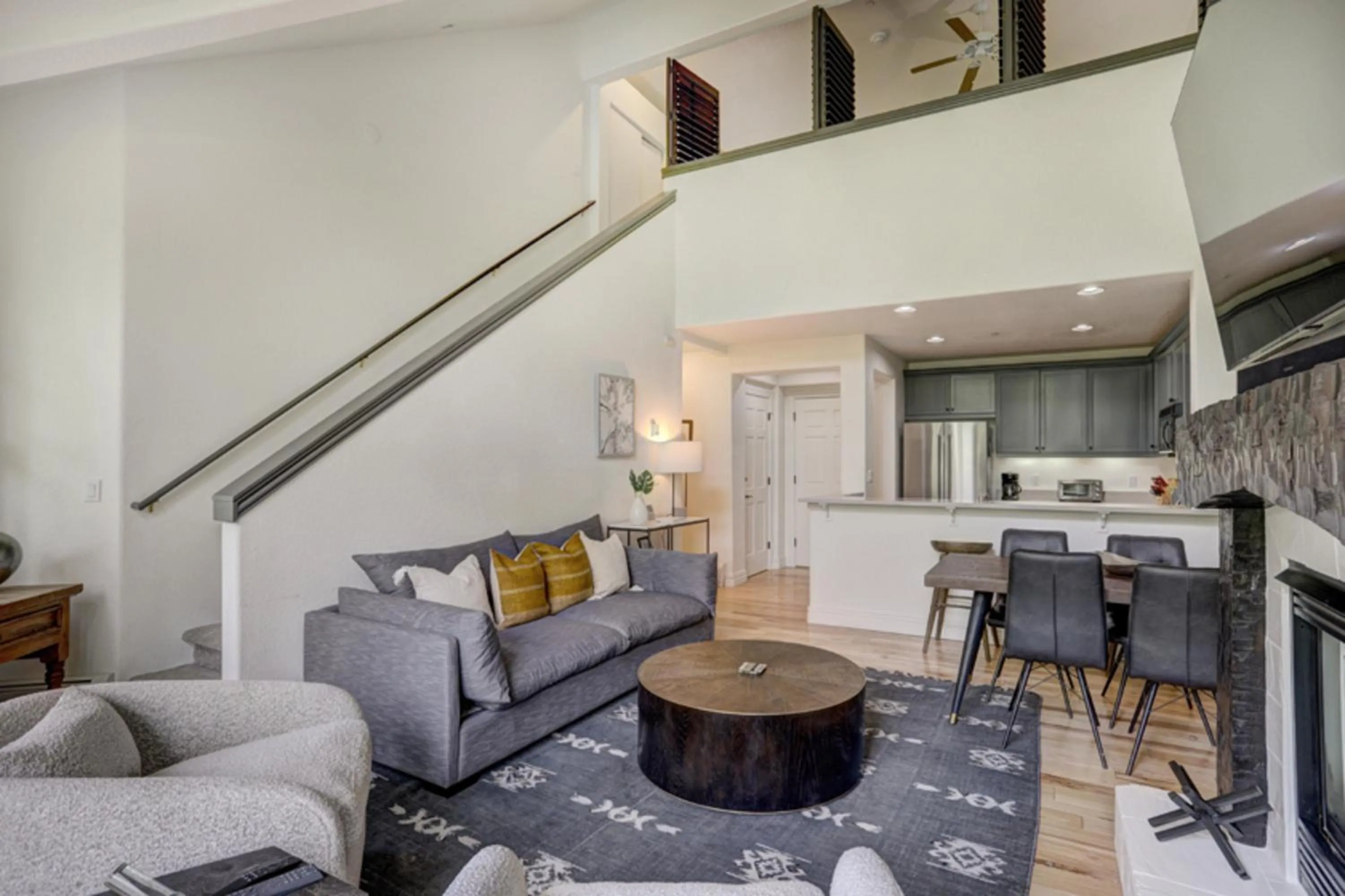 Living room in Lodge at Brookside, A Vail Resorts Property