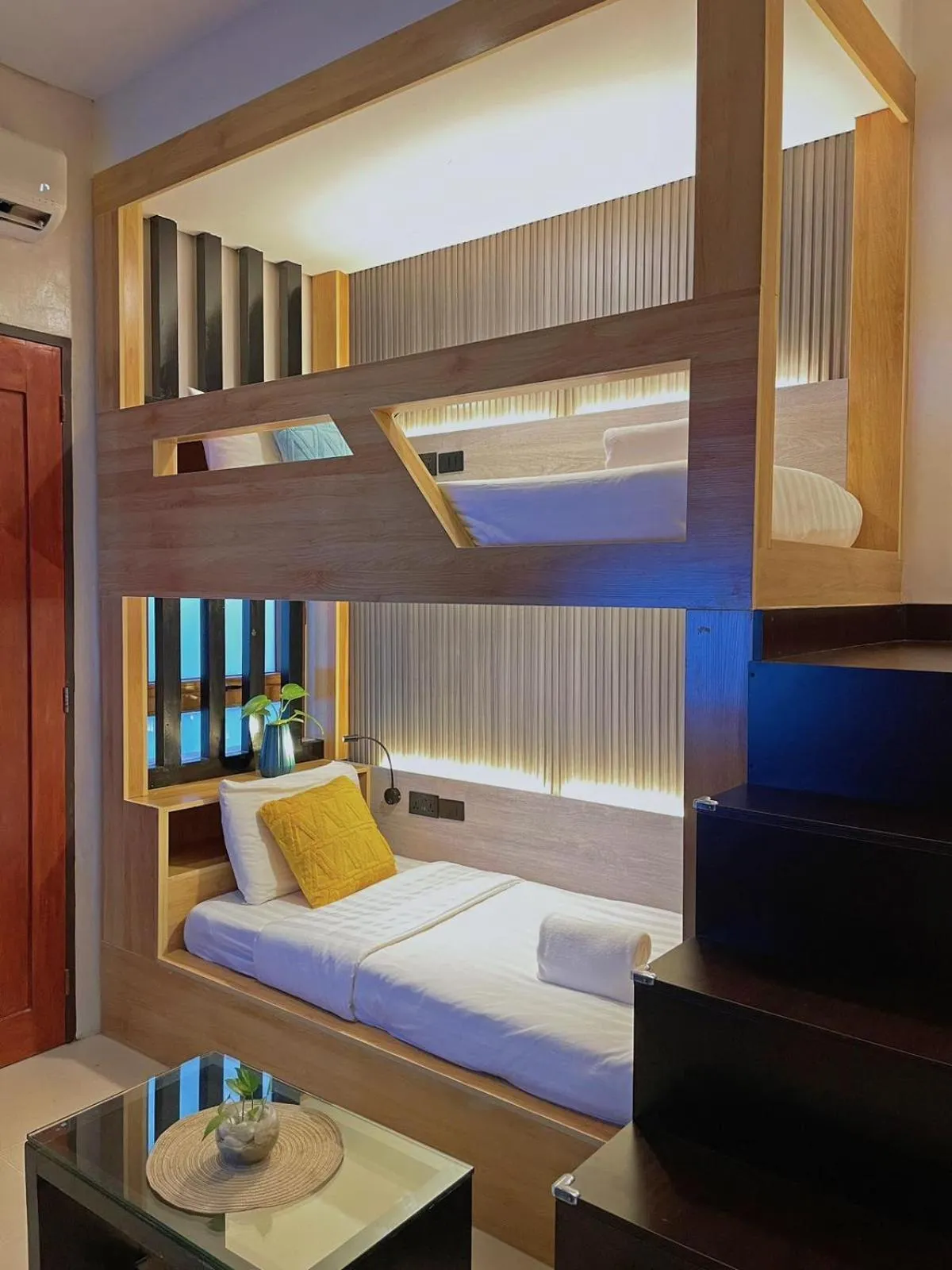 Bed in Aloha Boracay Hotel