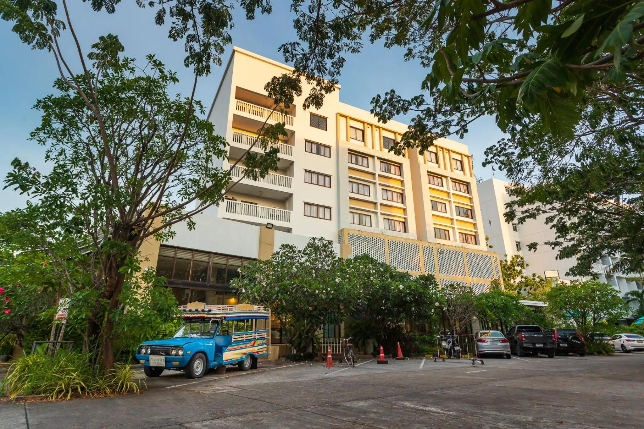 Property building in Recenta Phuket Suanluang by Deevana