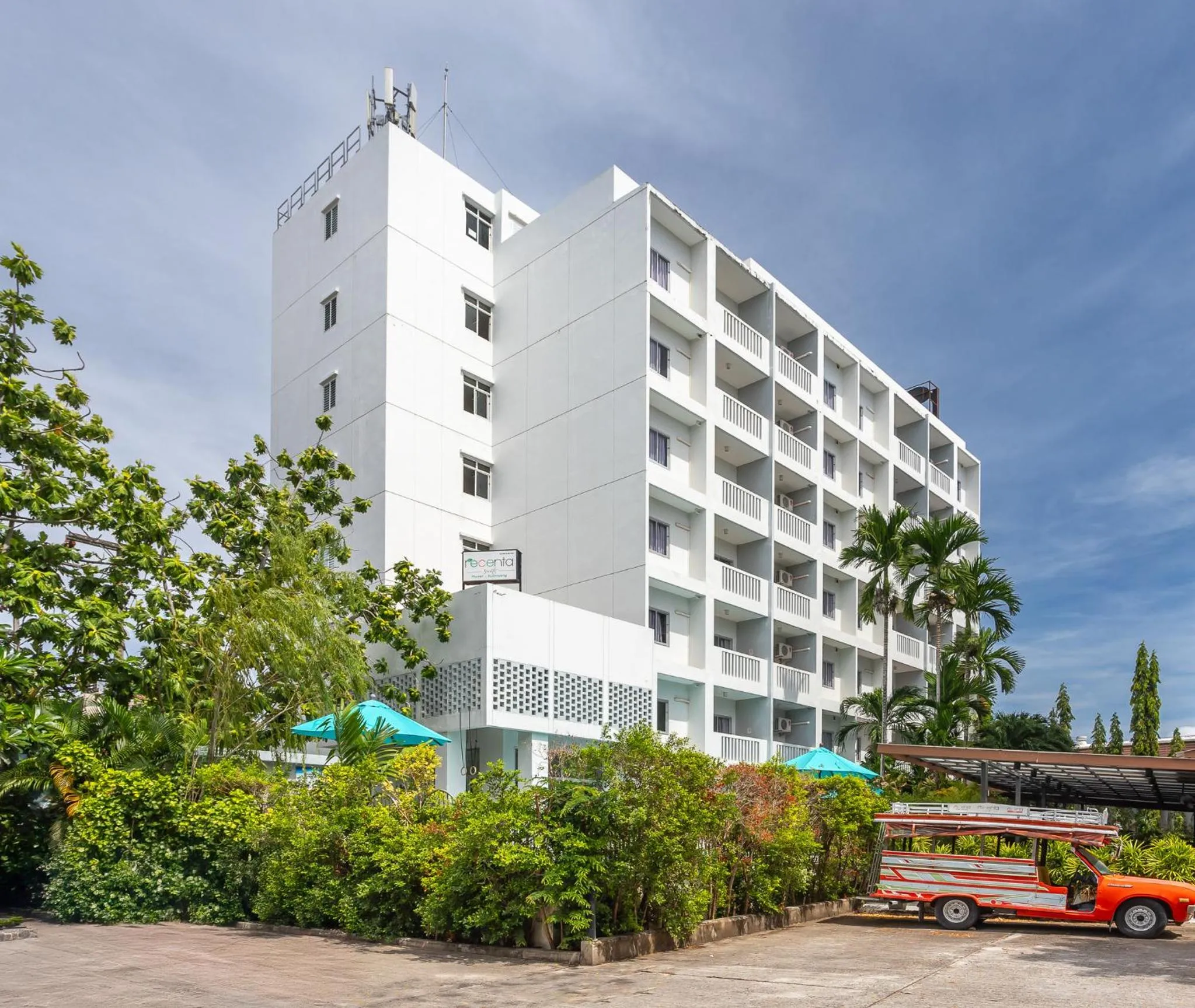 Property building in Recenta Phuket Suanluang by Deevana