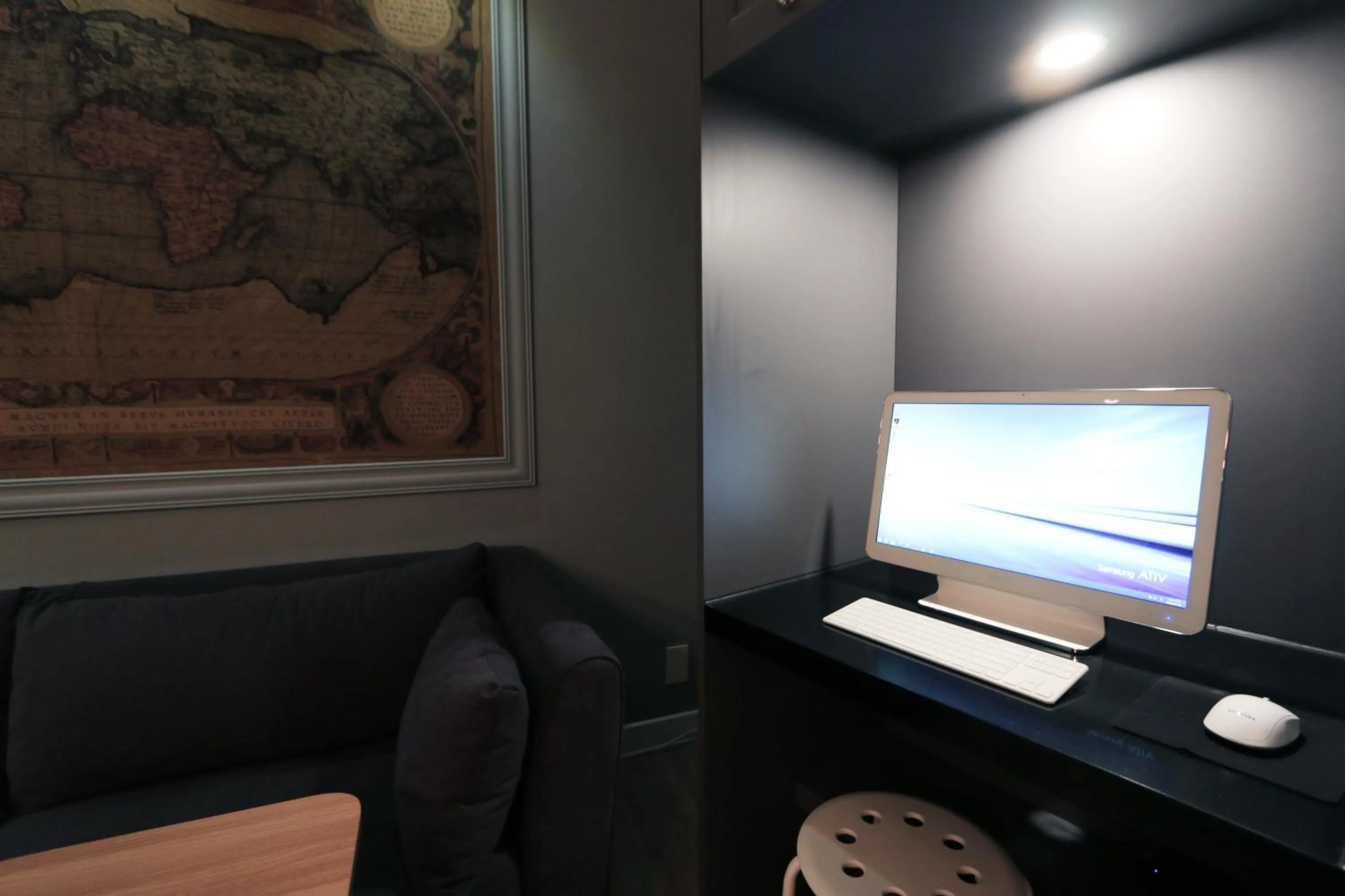 Communal lounge/ TV room in Blueboat Hostel Haeundae