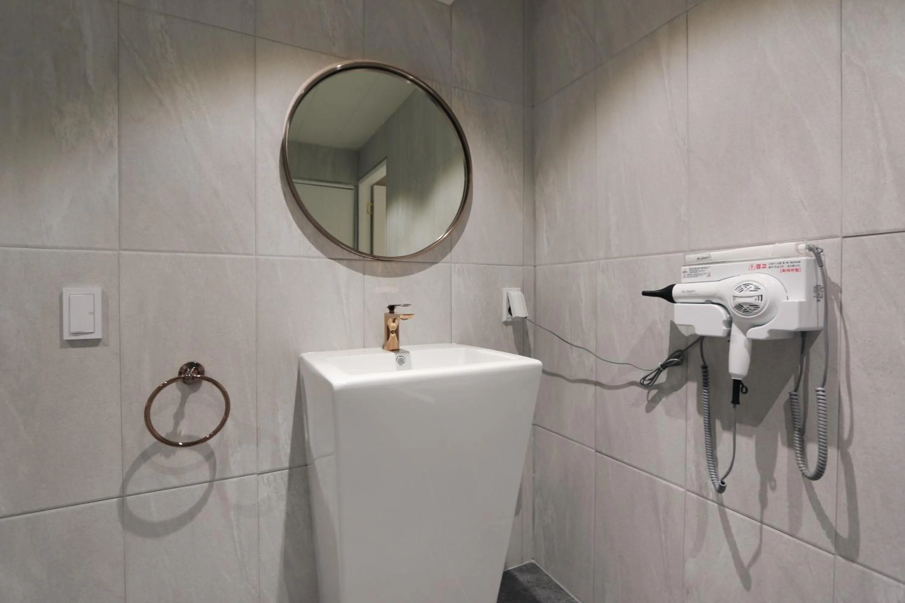 Toilet in Blueboat Hostel Haeundae