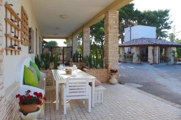 Gli Allori - Fuga dalla città