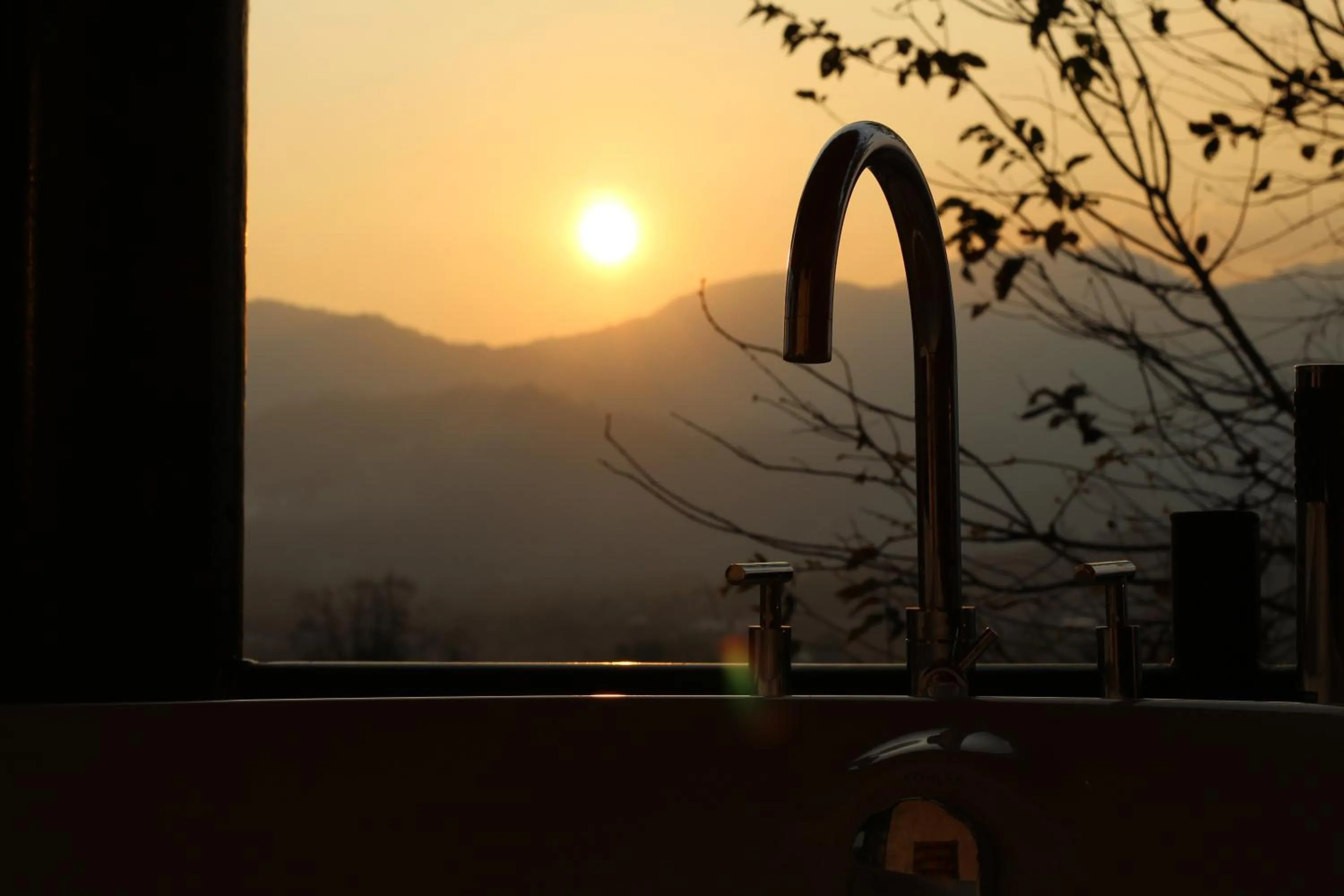 Property building in Chang Pai Hill