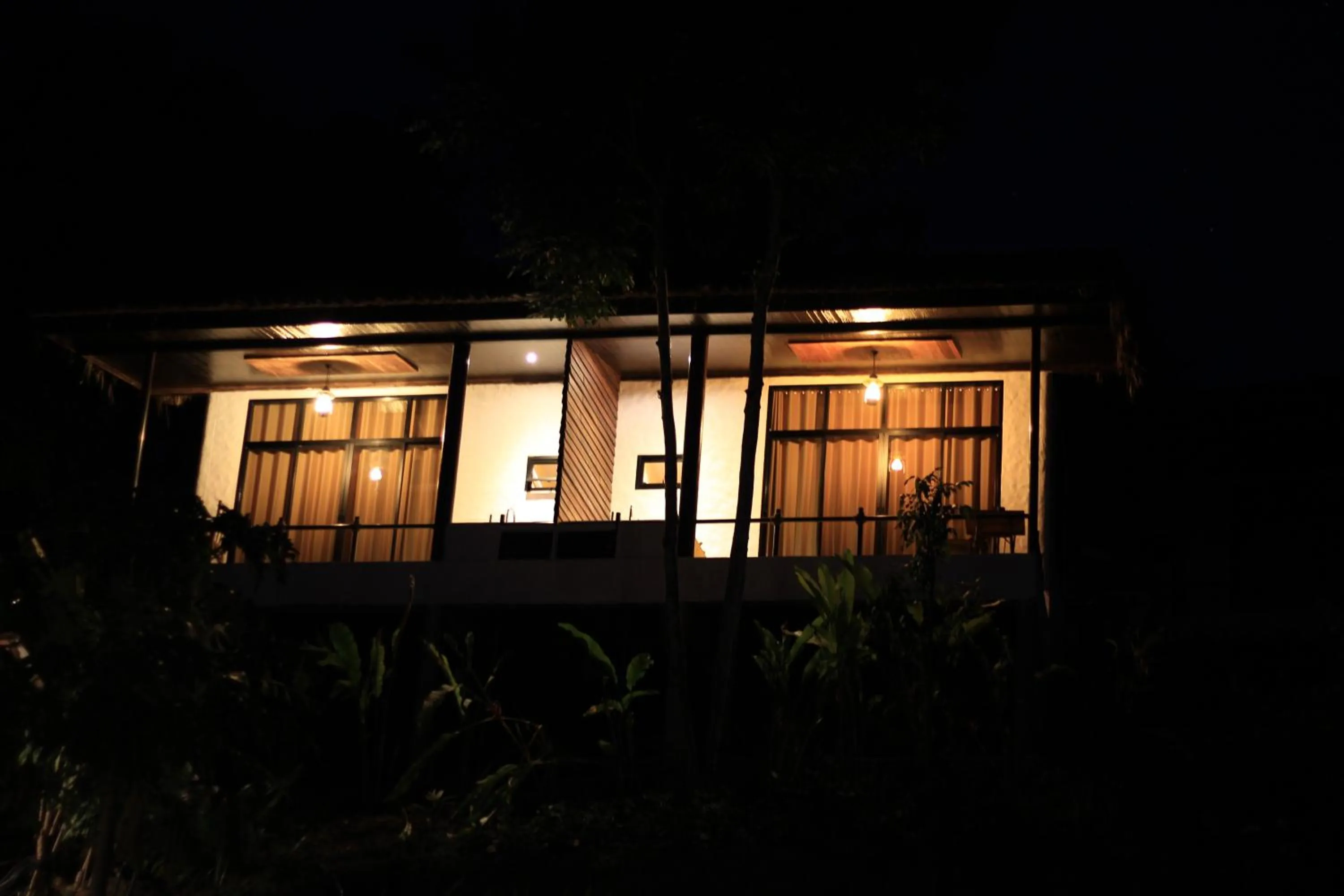 Property building in Chang Pai Hill