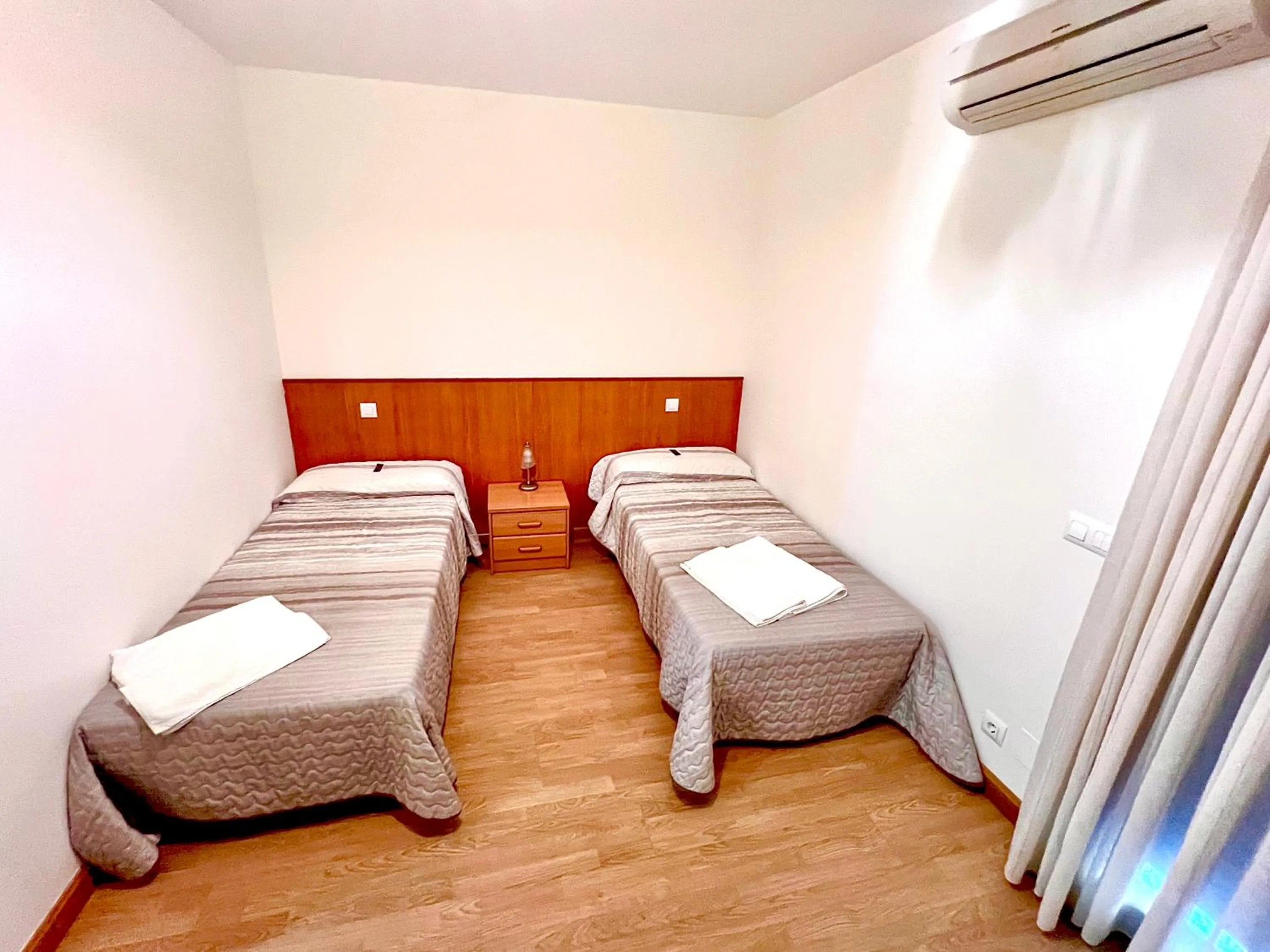 Bed in Hotel Puente de Piedra