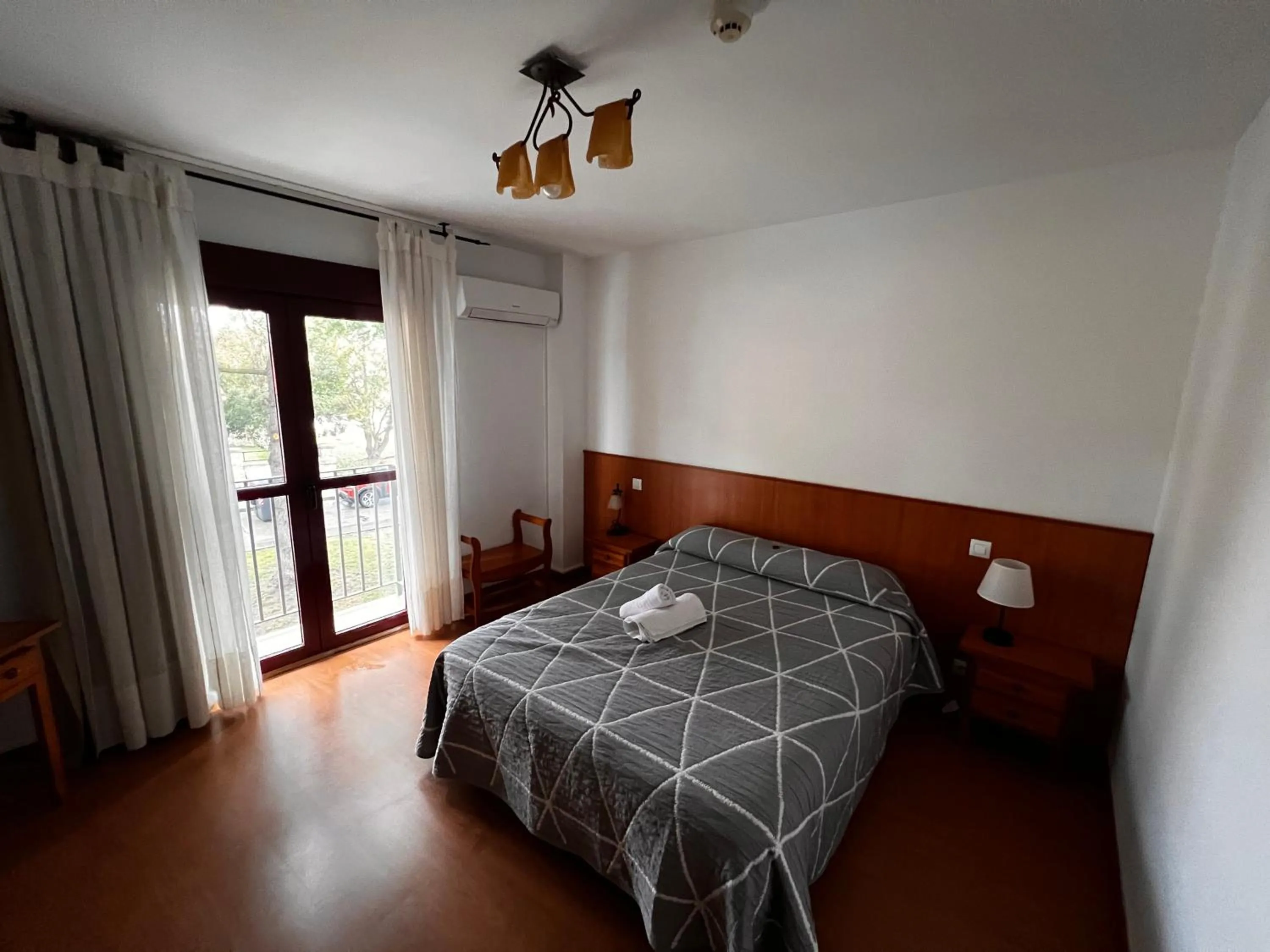 Bed in Hotel Puente de Piedra