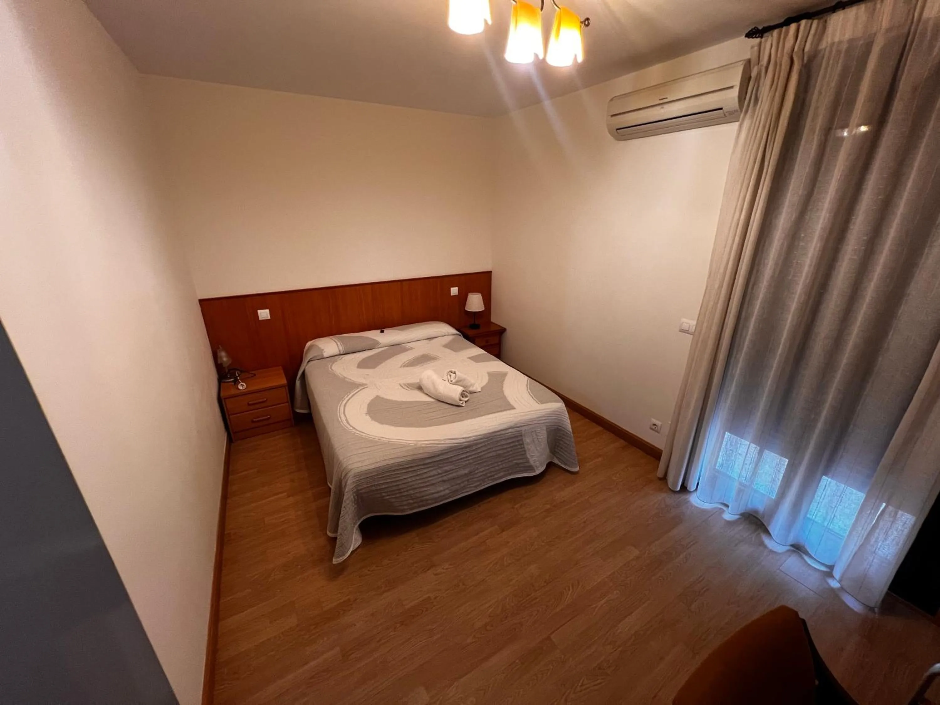 Bed in Hotel Puente de Piedra