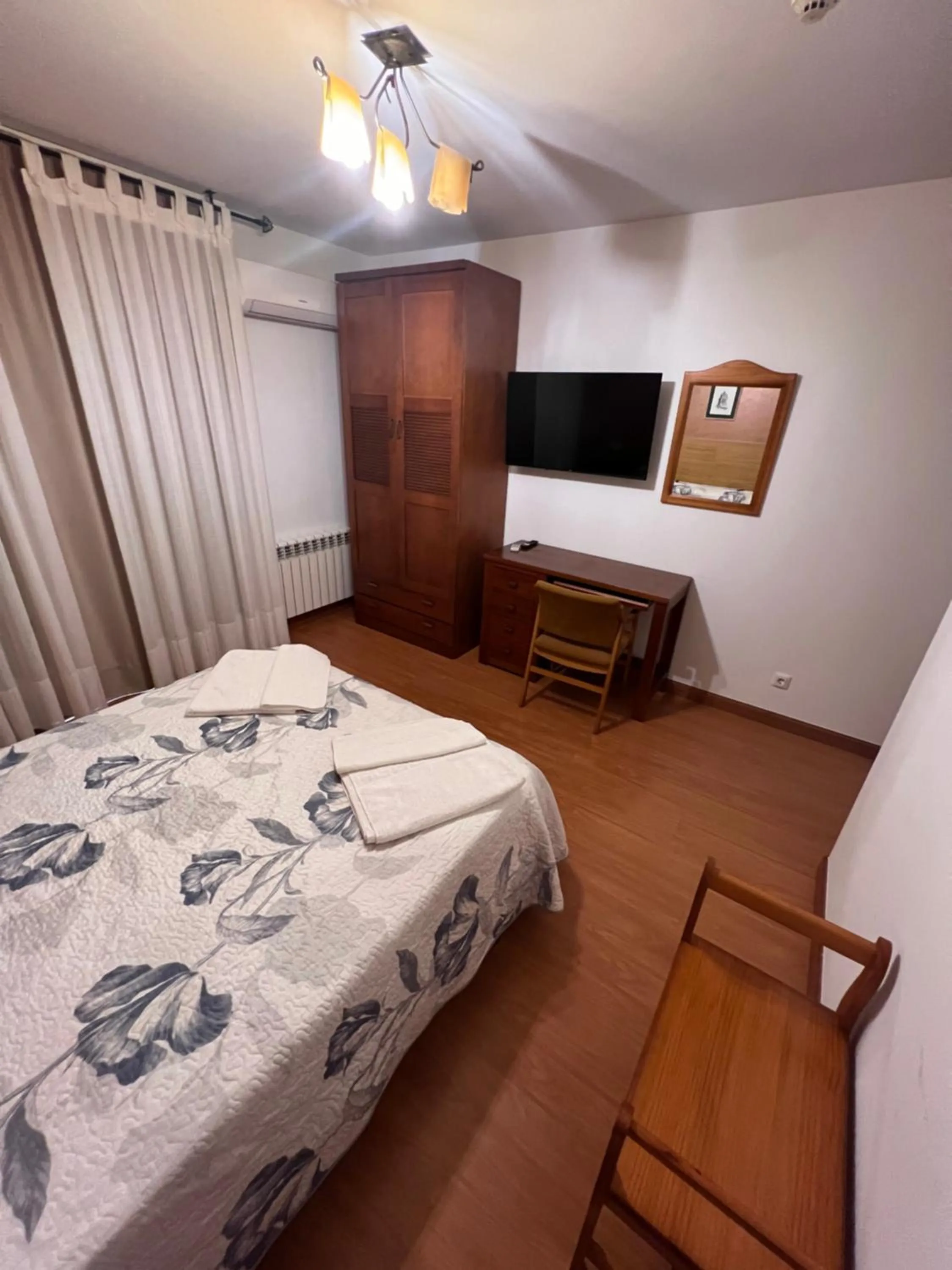 Bed in Hotel Puente de Piedra