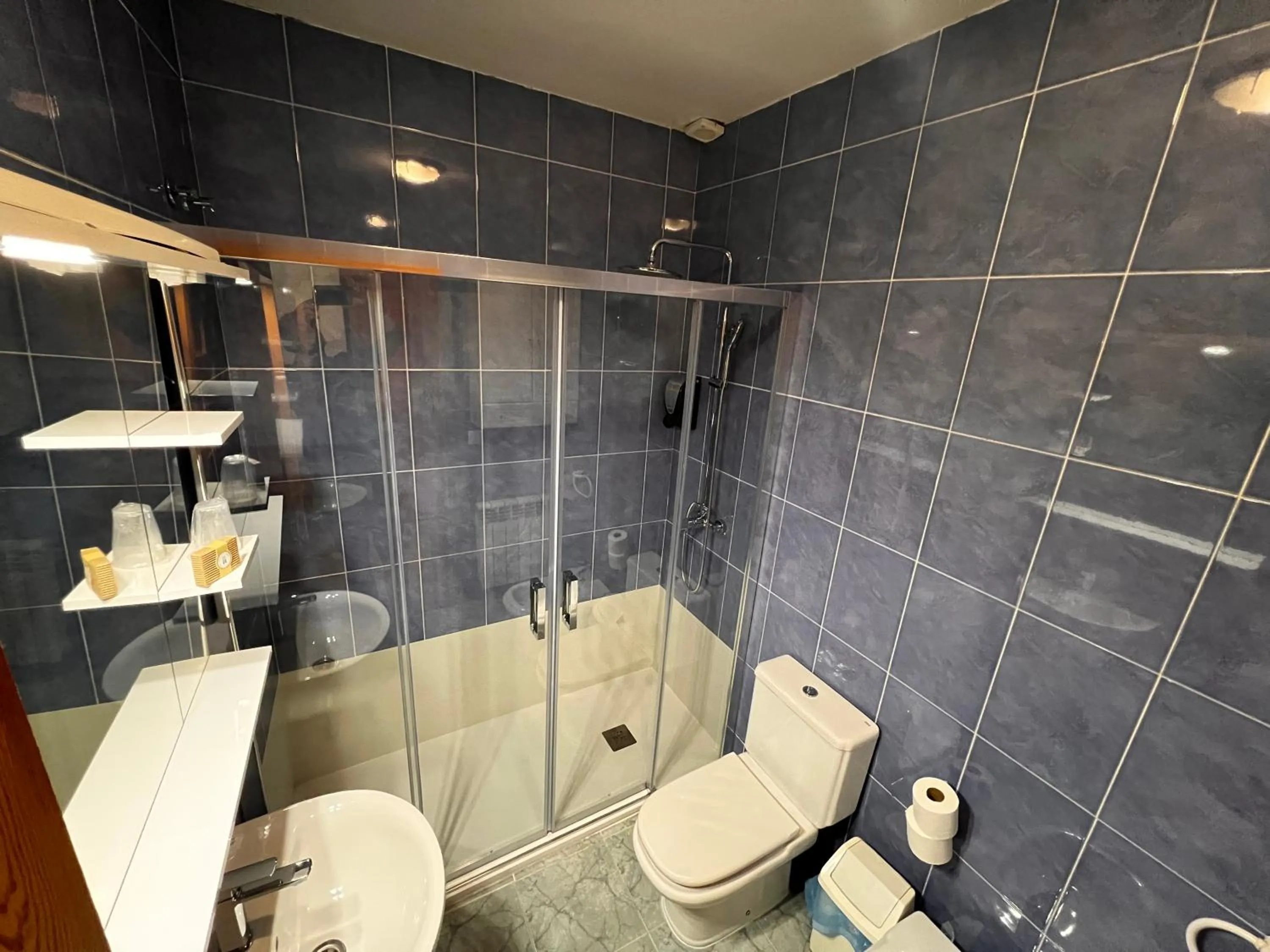 Hotel Puente de Piedra