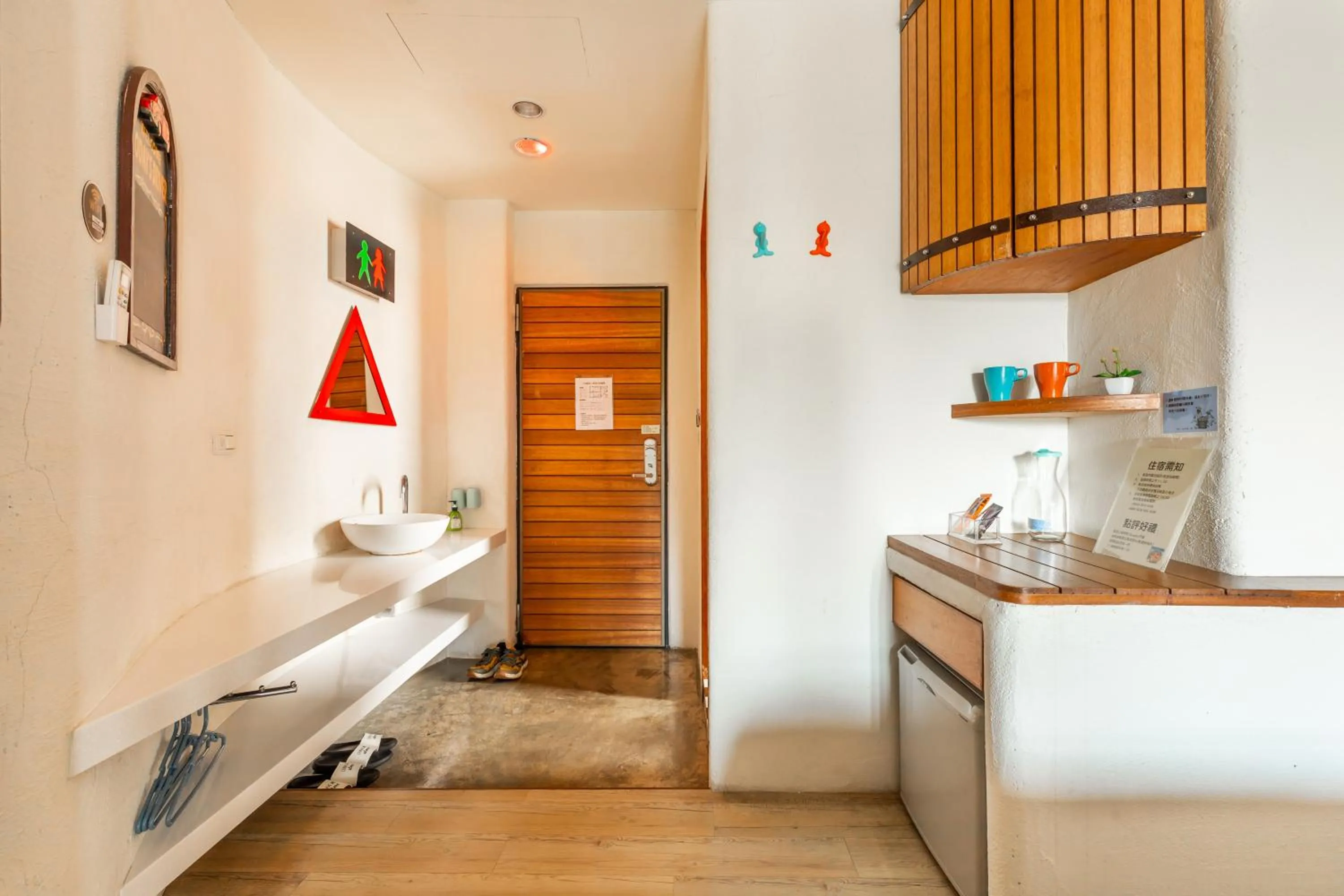 Photo of the whole room, Bed in Fairyland & Farm Guest House