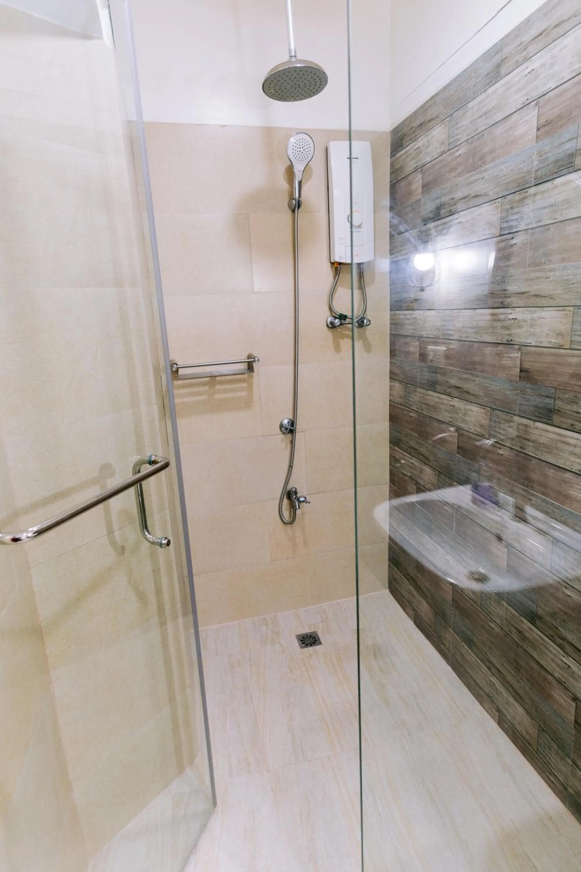 Shower in Villa Angela Heritage House