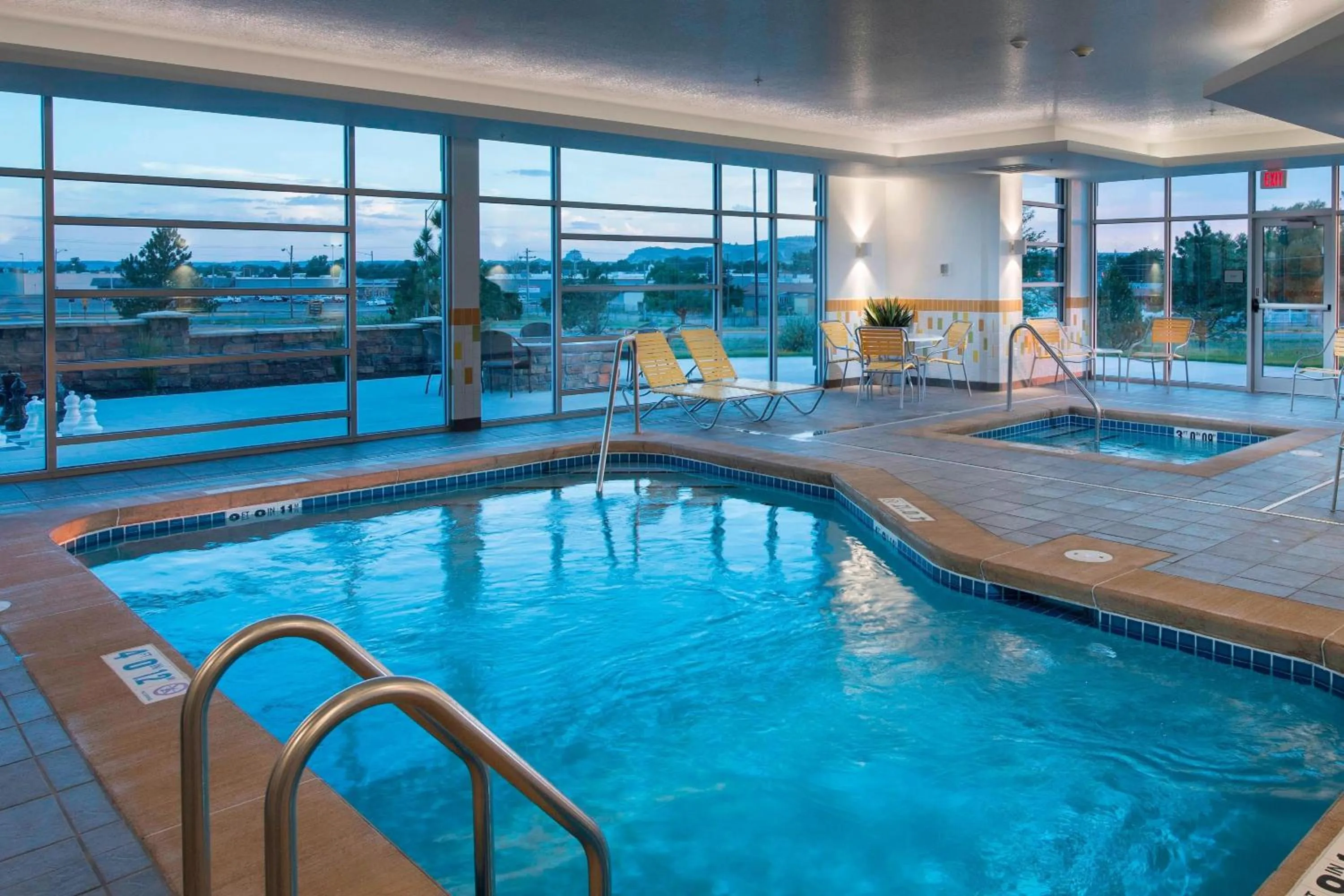 Swimming pool in Fairfield Inn & Suites by Marriott Scottsbluff